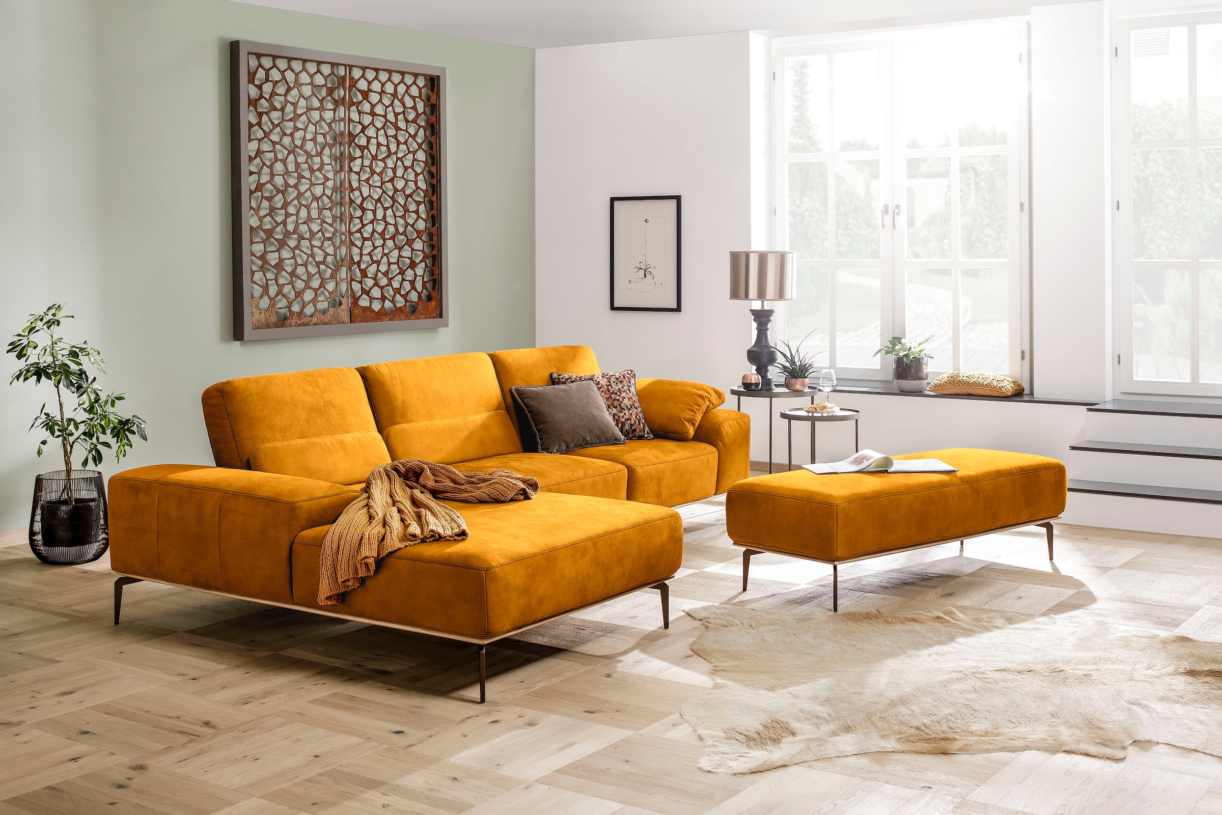 W.SCHILLIG Ecksofa »run, Designsofa mit tollem Sitzkomfort, bequem, L-Form«, mit Holzsockel, Füße in Bronze pulverbeschichtet, Breite 319 cm
