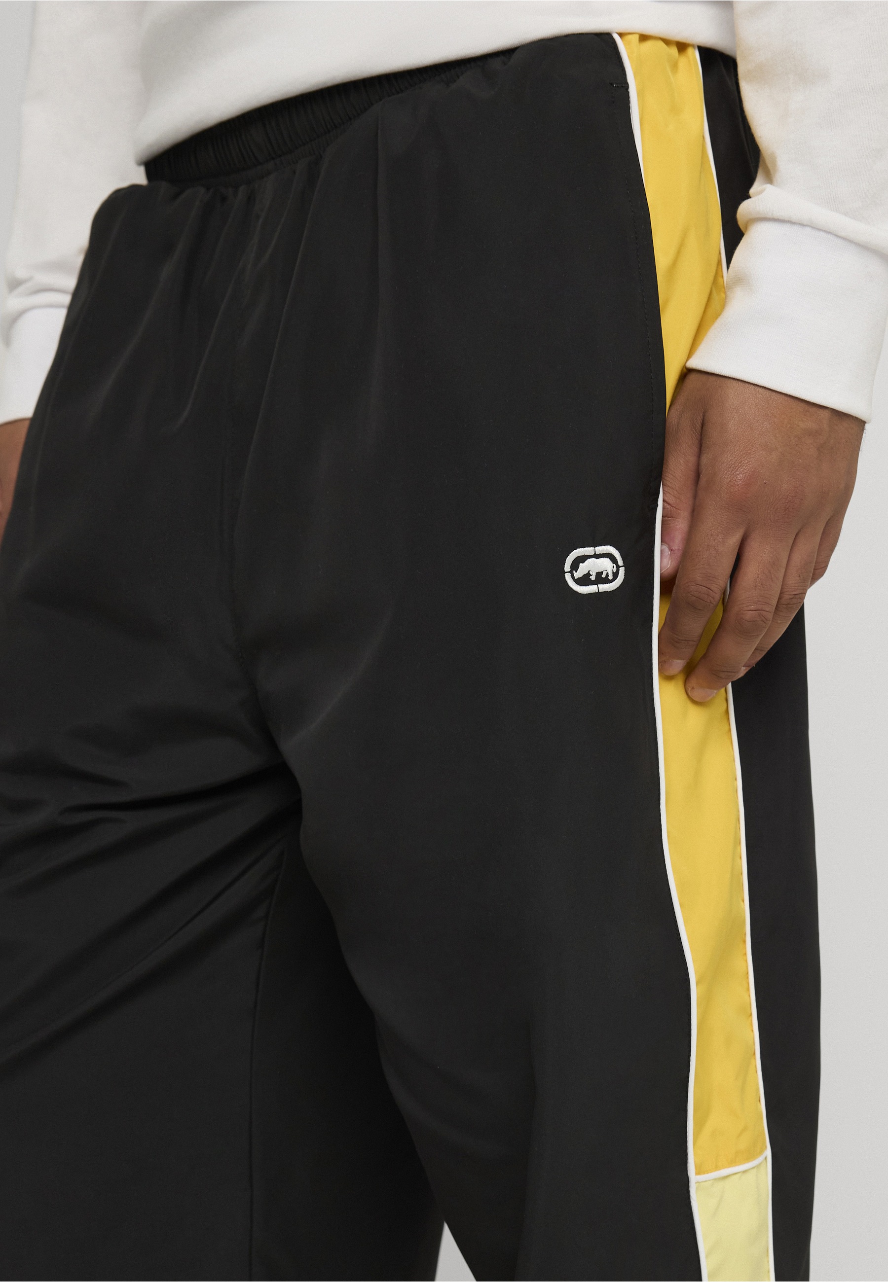 Ecko Unltd. Trekkinghose »Ecko Unltd. Classic Relaxed Trackpants«