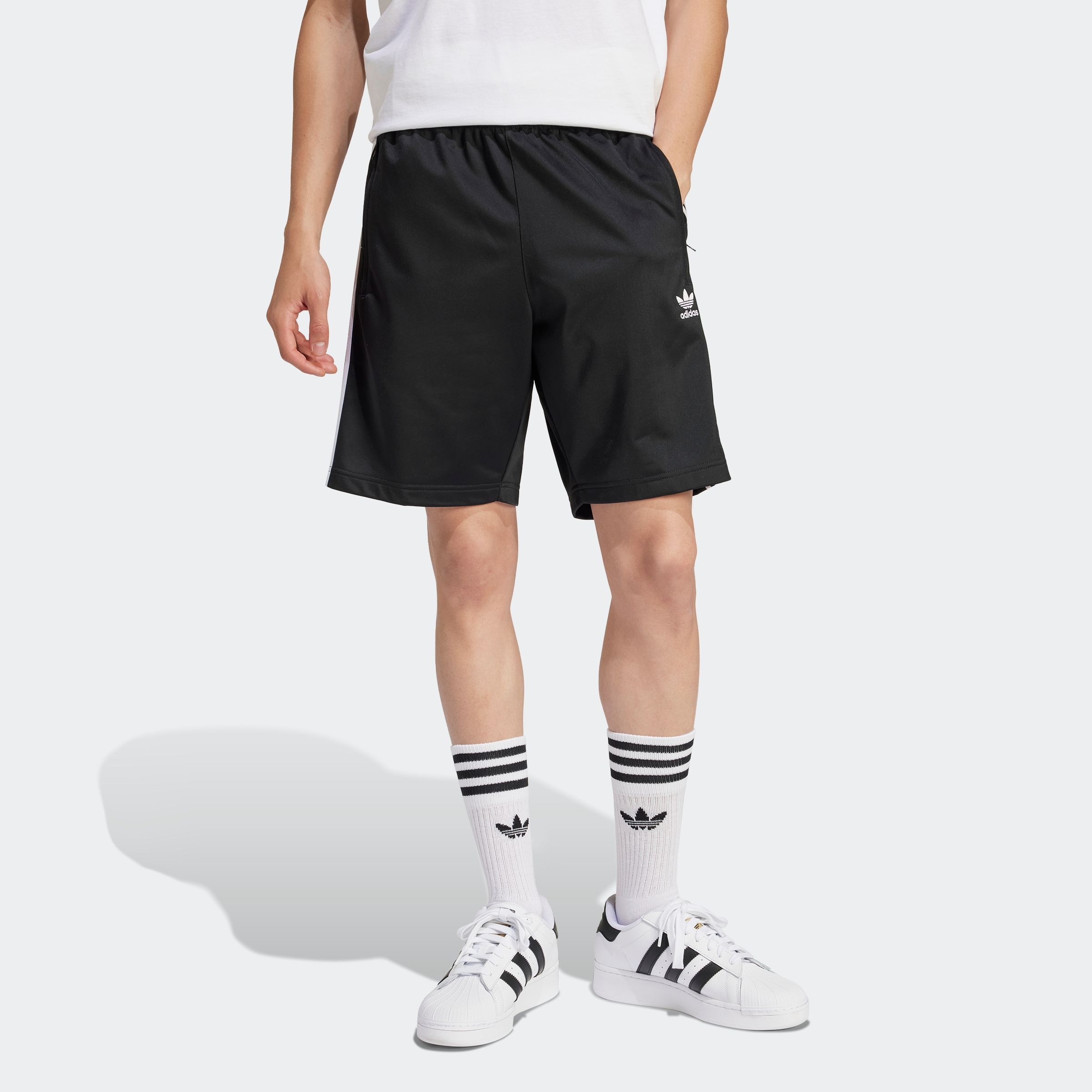 adidas Originals Shorts »FIREBIRD SHORT«, (1 tlg.), Trainingsshorts