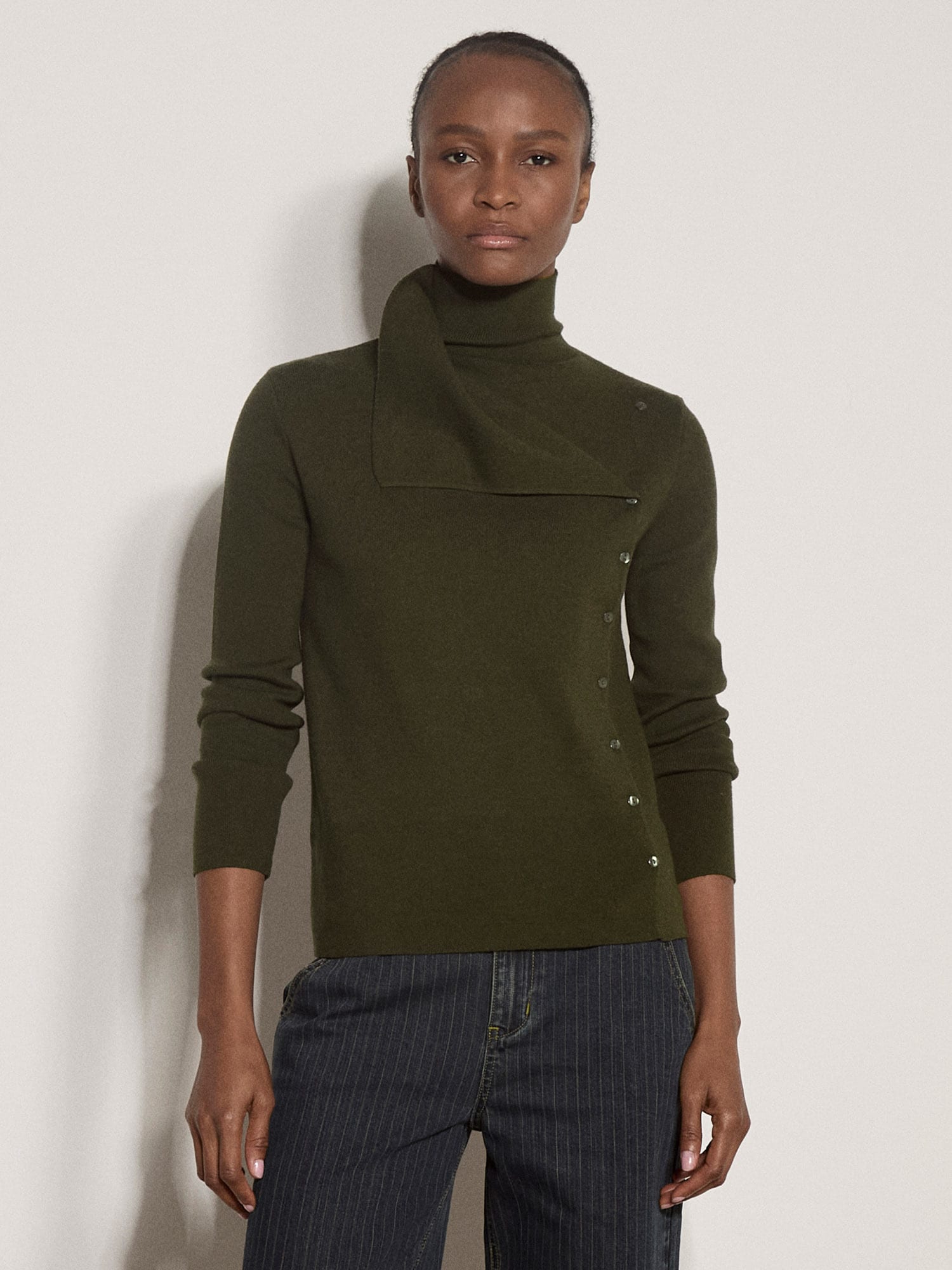 Apricot Rollkragenpullover »Asymmetrischer Cardigan« aus geripptem Strick