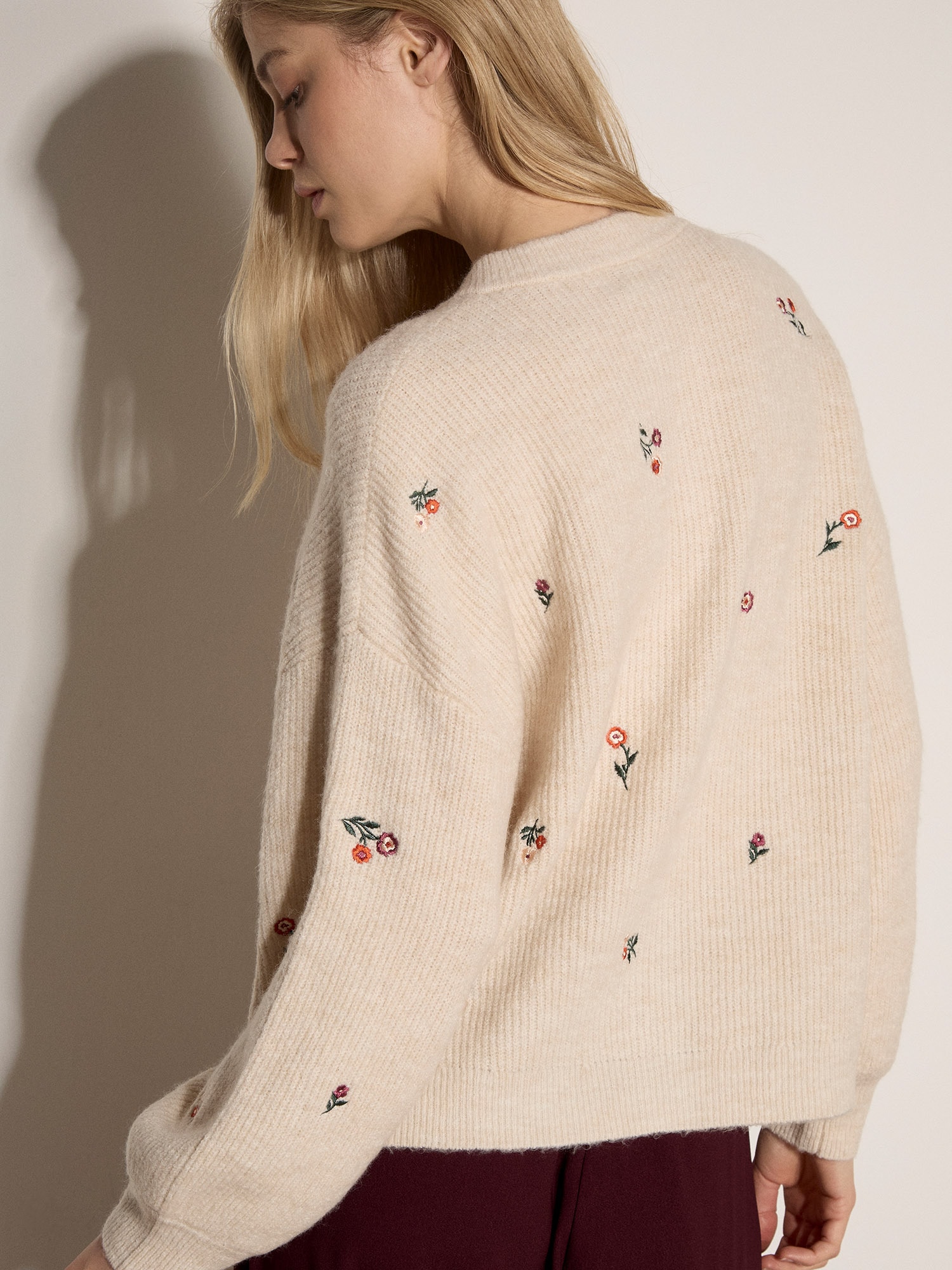 Apricot Cardigan »Weiche Strickjacke« mit Blumenstickerei