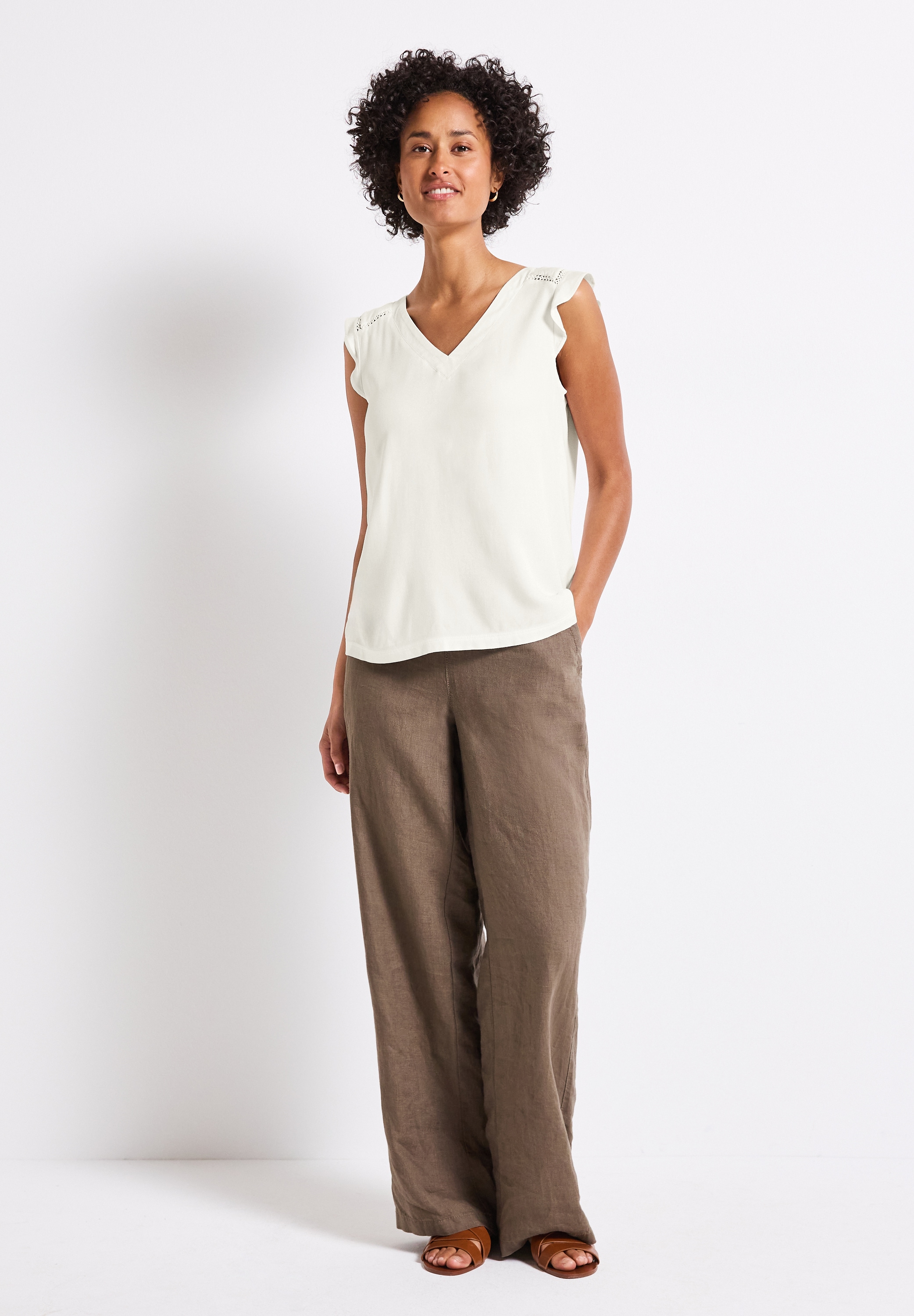 STREET ONE Spitzentop, aus elastischem Materialmix