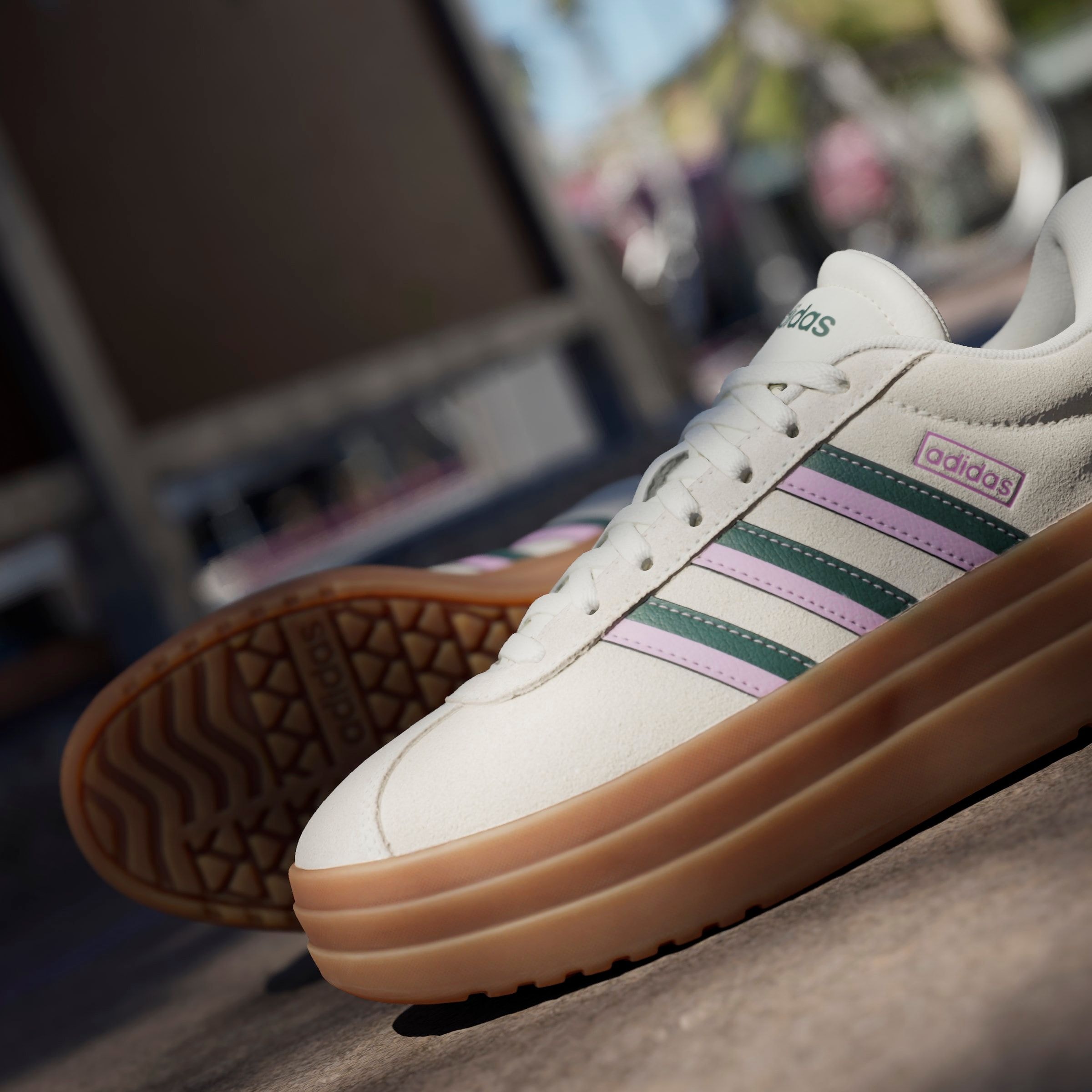 adidas Sportswear Sneaker »VL COURT BOLD«, Design auf den Spuren des adidas Gazelle Bold