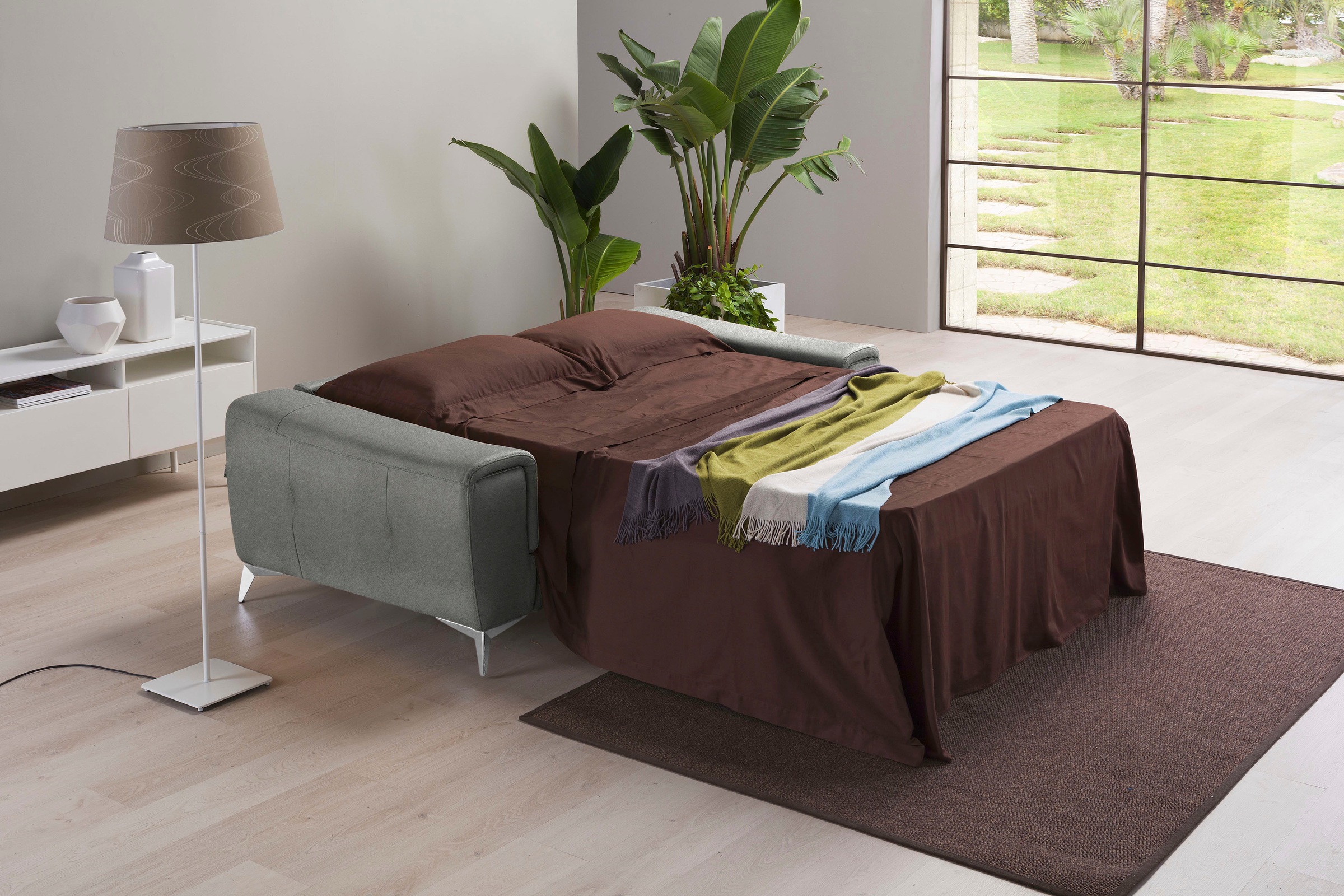 Egoitaliano Schlafsofa »Francine Designsofa, Loungesofa mit Dauerschlaffunktion, Breite 233 cm«, Bettfunktion, Luxus-Microfaser Lederoptik, steingrau, Fußfarbe chrom