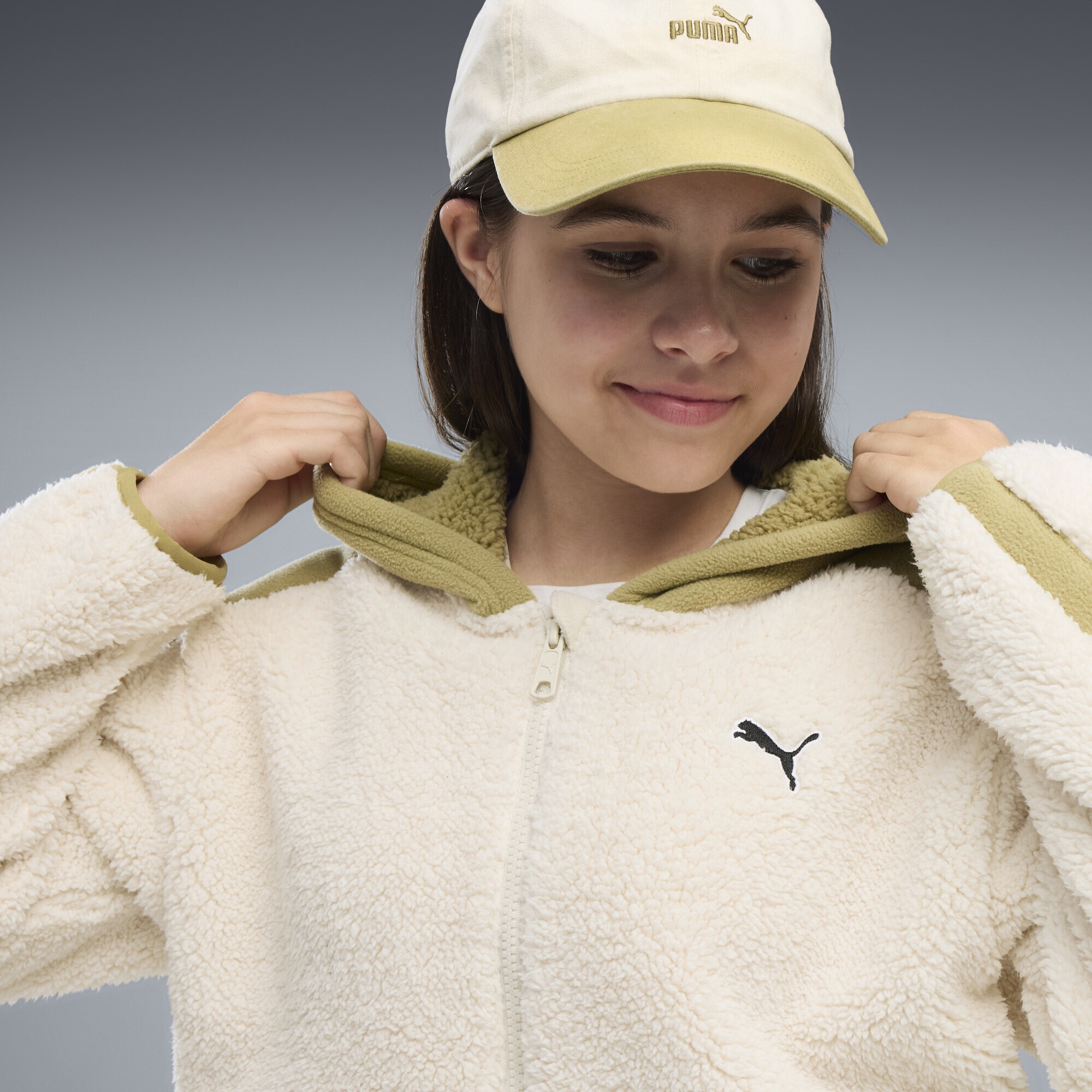 PUMA Sweatjacke »Essentials Elevated Winterized Relaxed Sweatjacke Jugendliche«