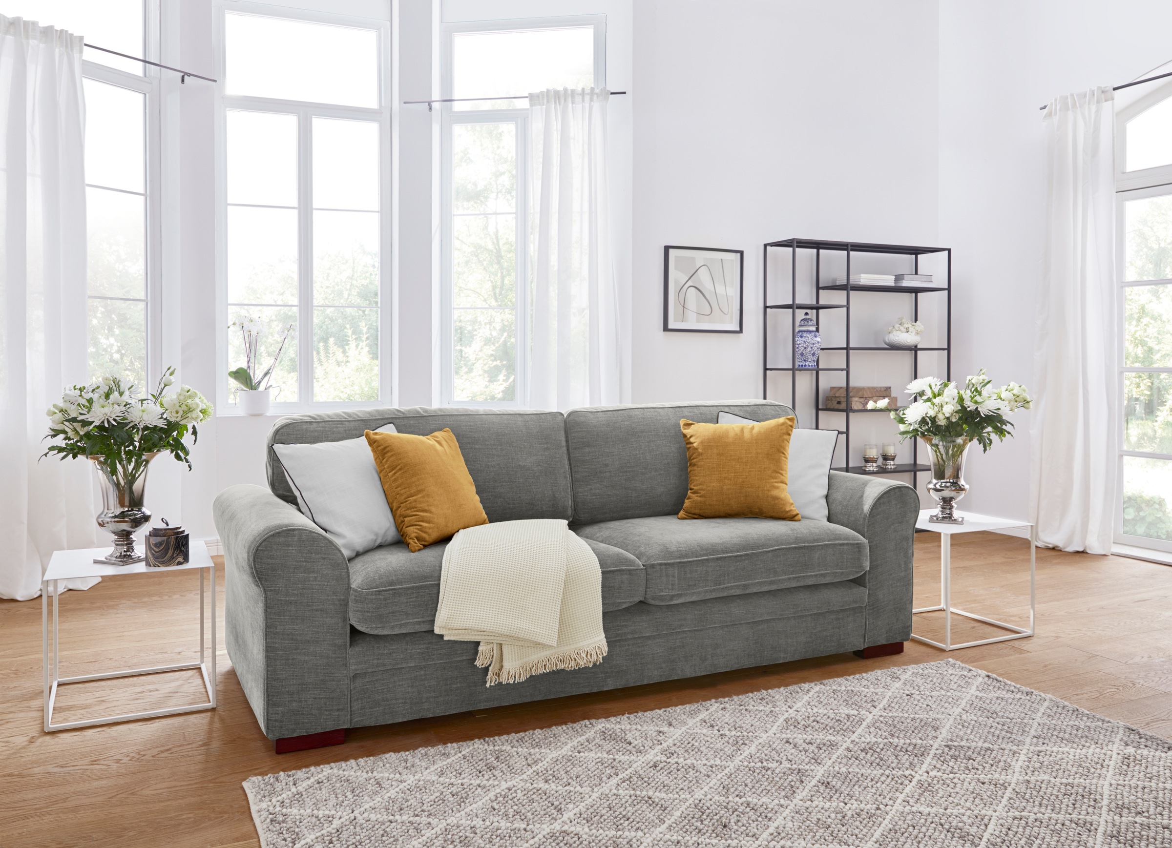 Home affaire 3-Sitzer »Broughton«, weicher Sitzkomfort, incl. 2 Zierkissen, Keder
