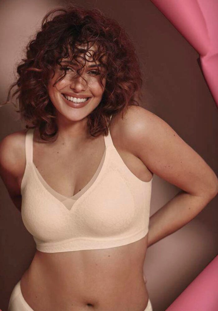 Anita since 1886 Bralette Verstellbare Träger, sportlich leichter Mesh Abschluss im Dekolleté.