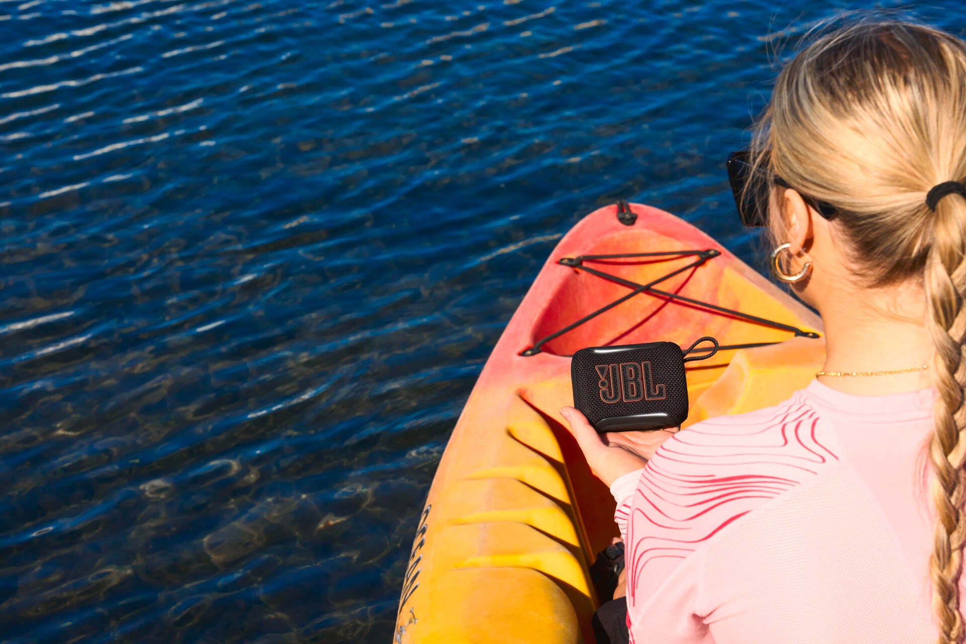 JBL Bluetooth-Lautsprecher »GO 5« 1.0 (A2DP Bluetooth | AVRCP Bluetooth | Bluetooth Kabellos 4,8 W) Kompakter, wasserdichter und stoßfester Lautsprecher