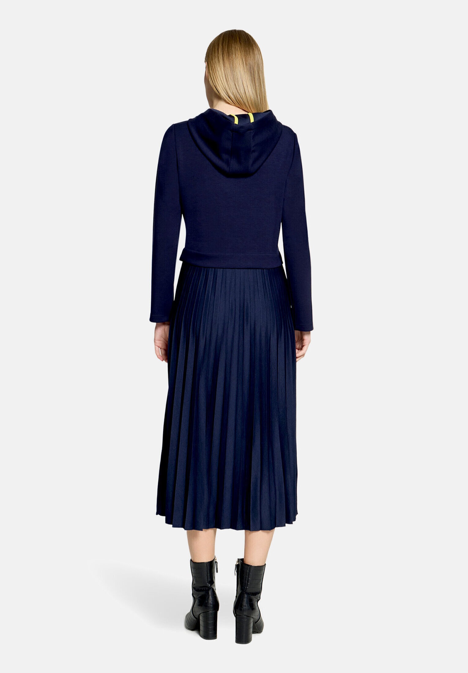 Cartoon Druckkleid »Damen mit Kapuze« Ohne Tasche