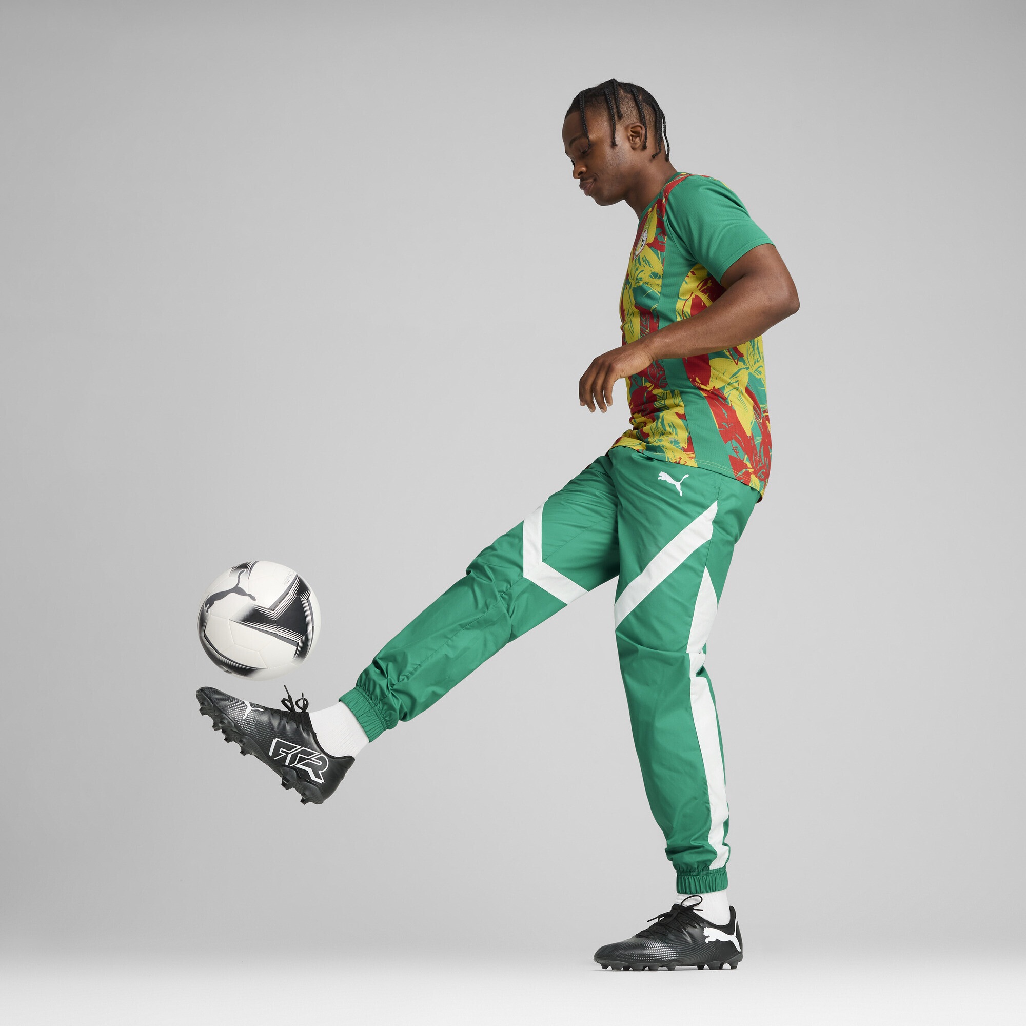 PUMA Sporthose »Senegal 2025 Pre-match Gewebte Hose Herren«
