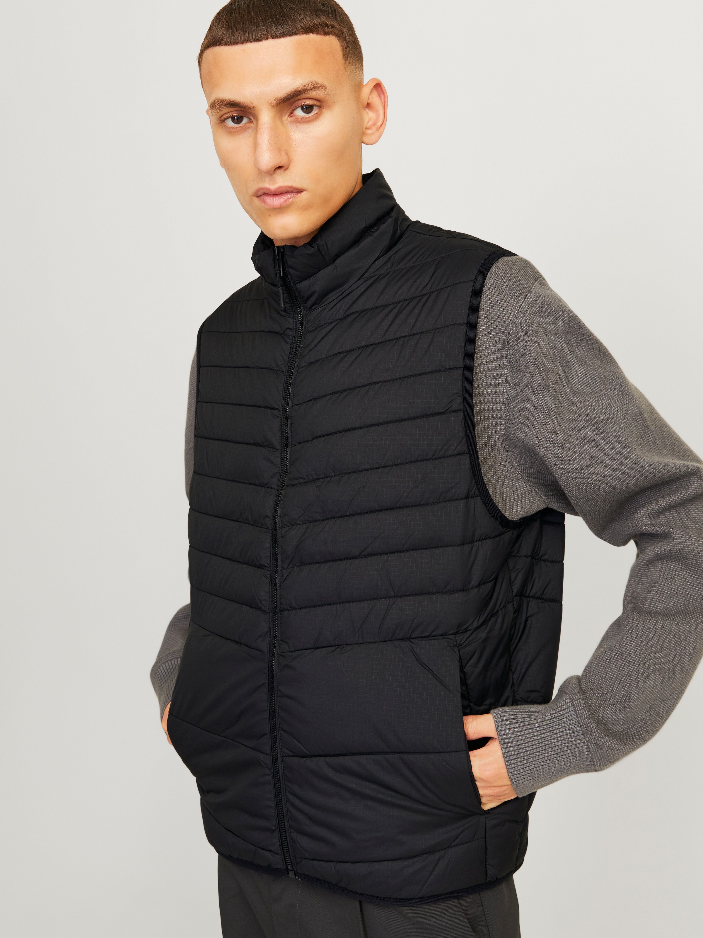 Jack & Jones Steppweste "JJESTATE Praktische Weste mit Beutel, ideal für un günstig online kaufen