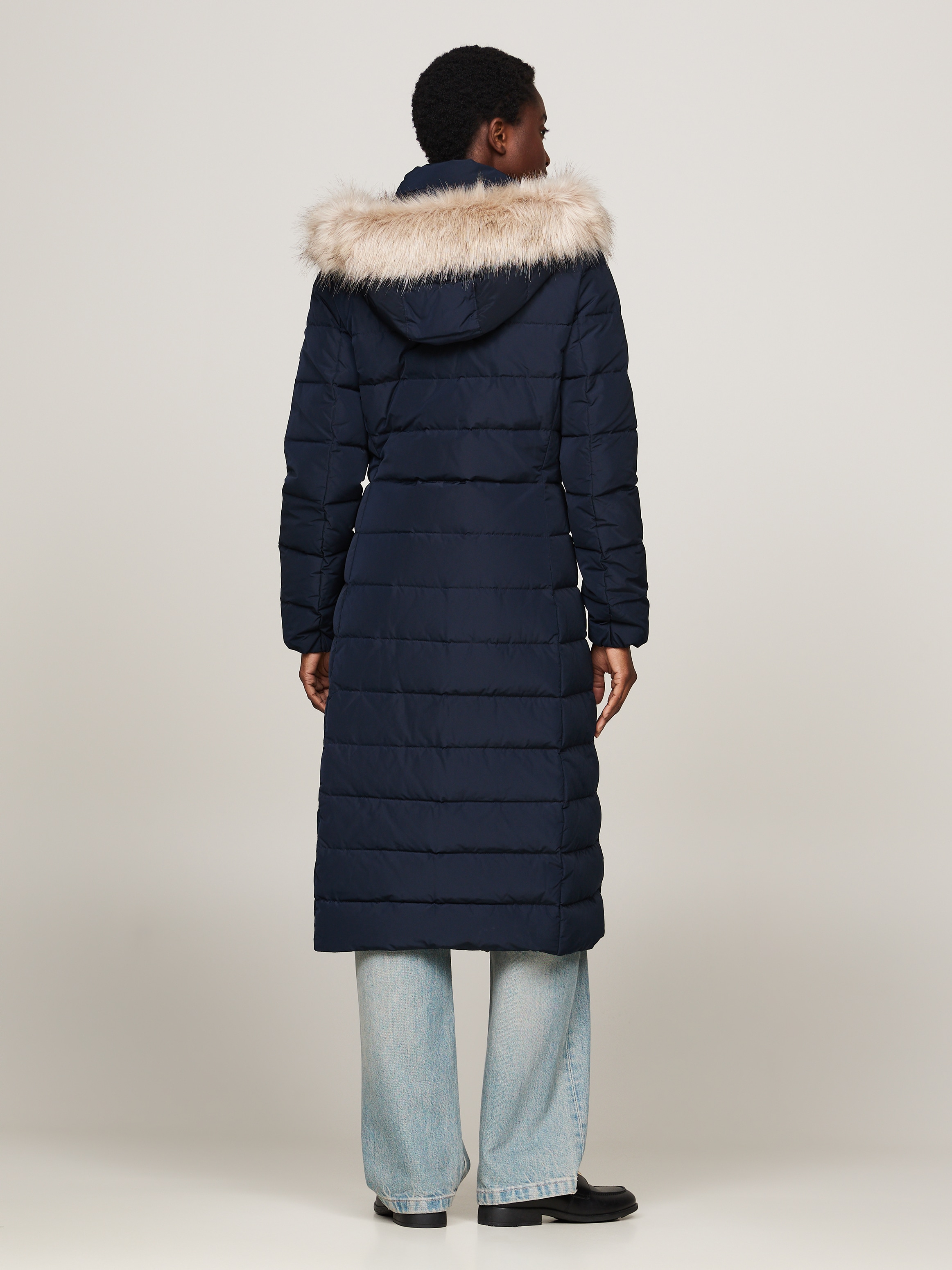 Tommy Hilfiger Steppmantel "HERITAGE DOWN TYRA MAXI WITH FUR", mit Logopatc günstig online kaufen