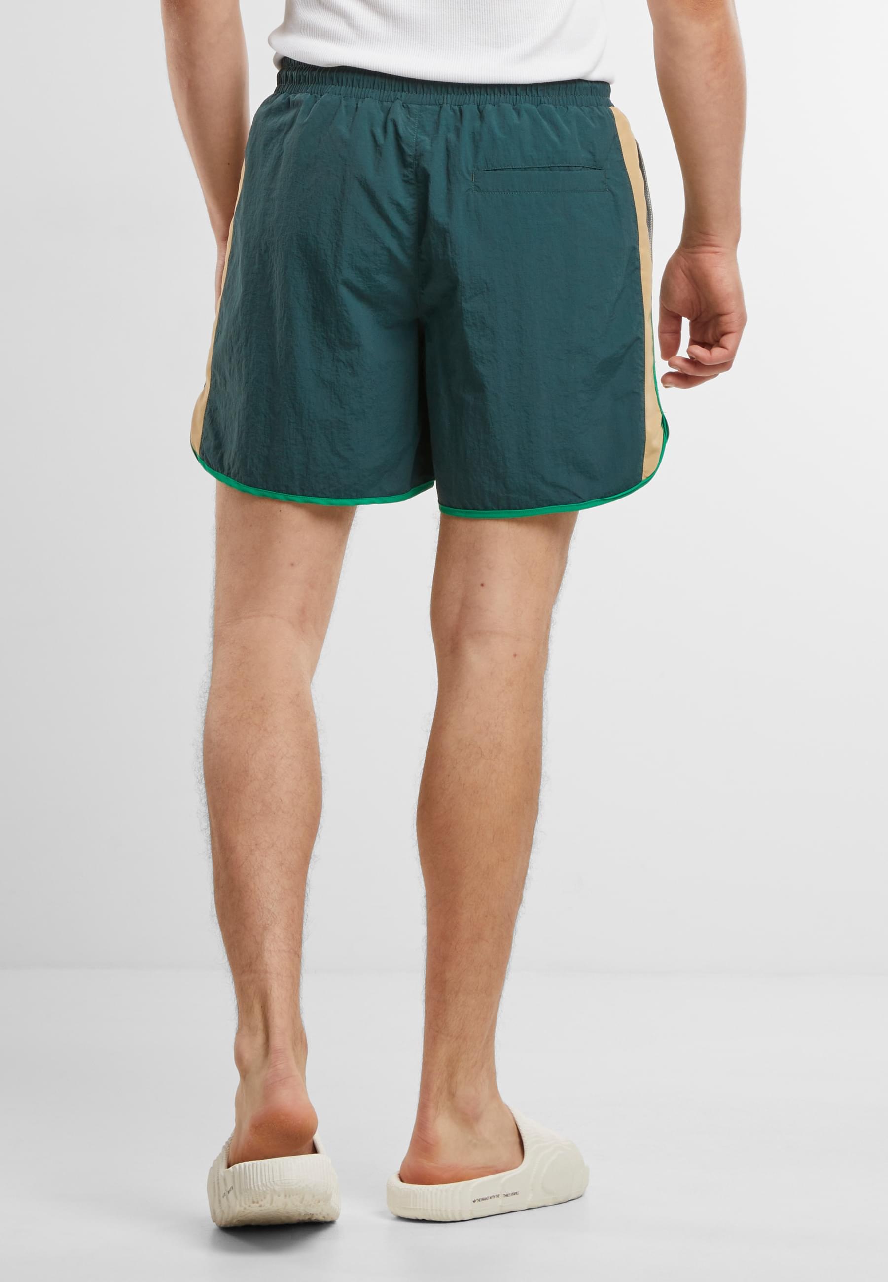 URBAN CLASSICS Badeshorts »Urban Classics Retro Look Swim Shorts«