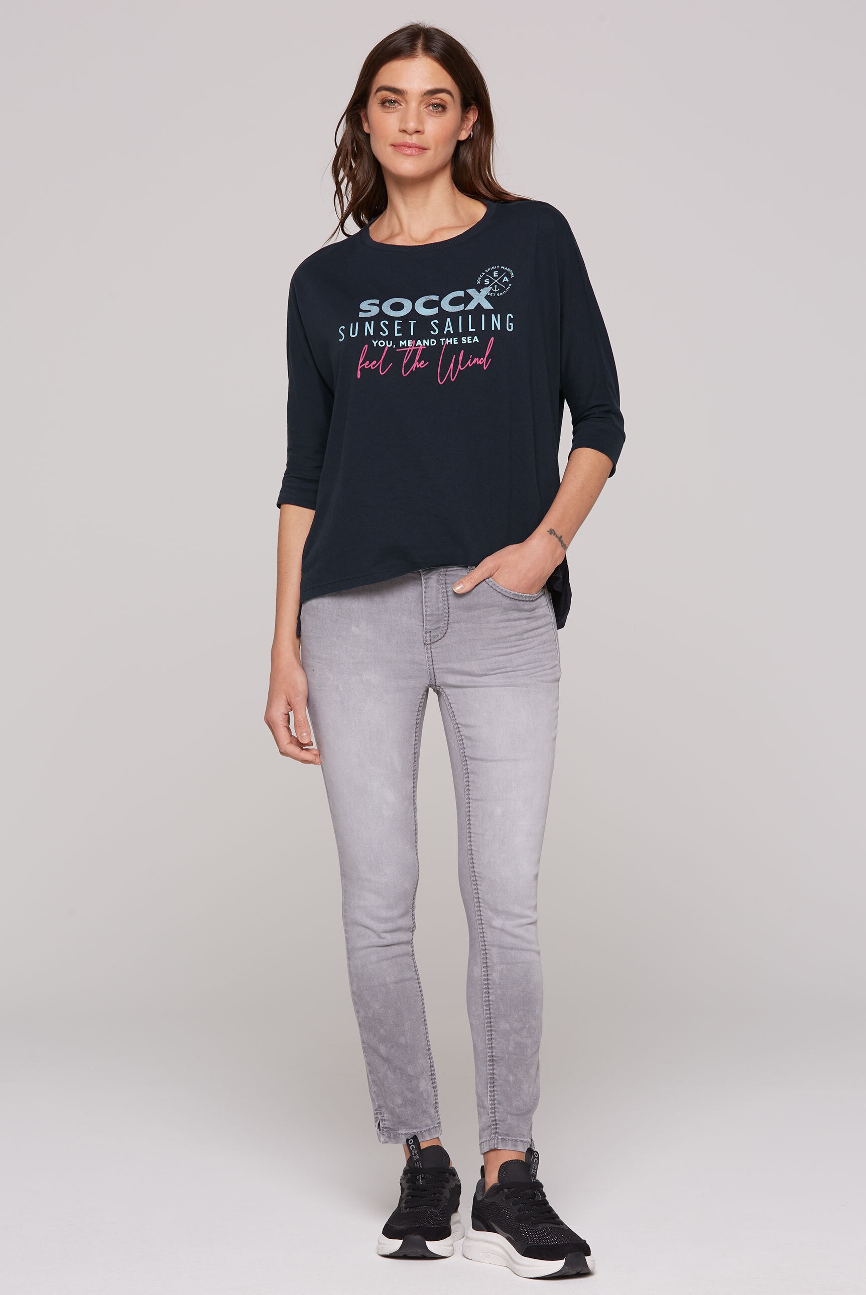 SOCCX 3/4-Arm-Shirt, mit längerer Rückenpartie
