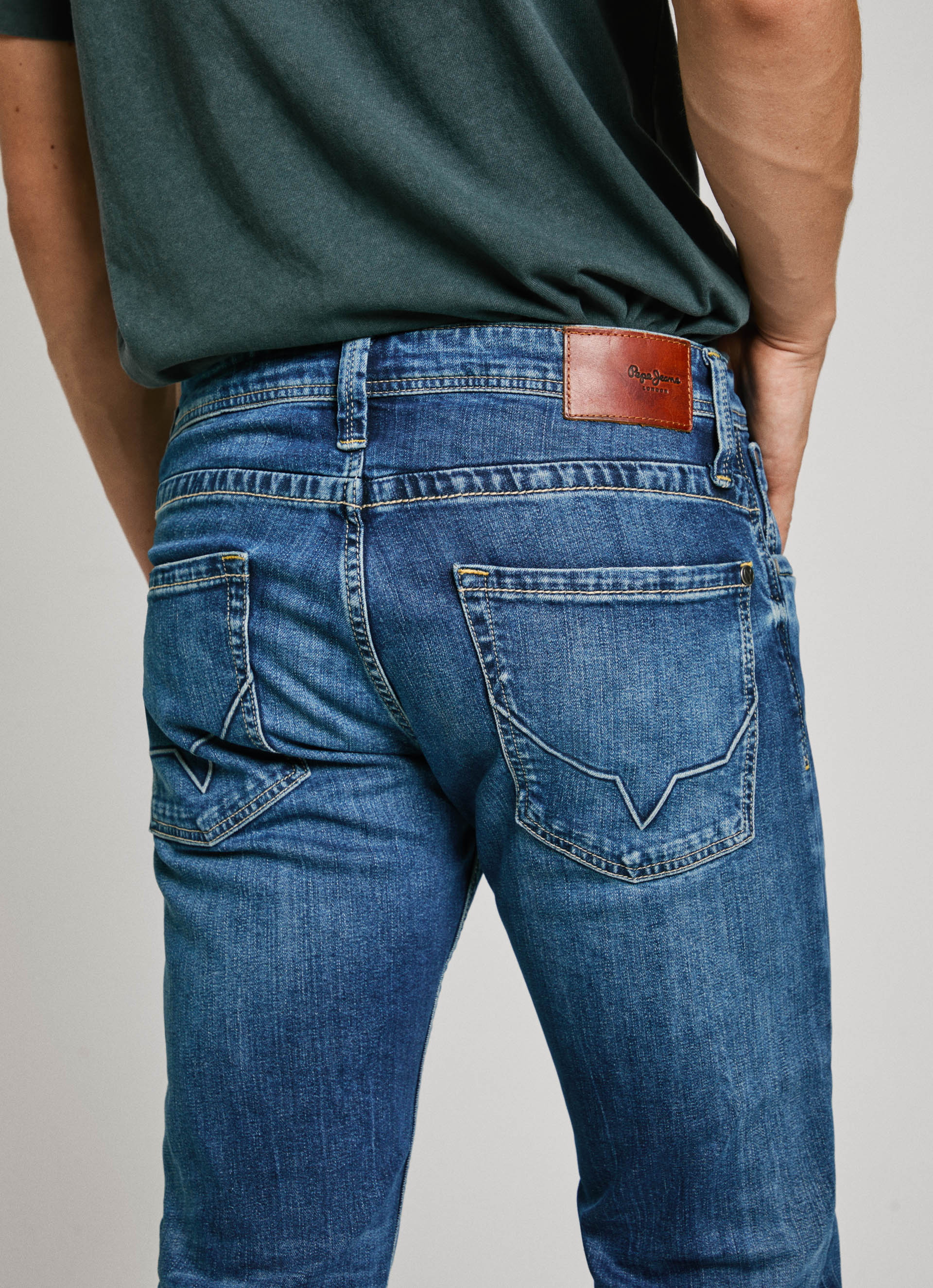 Thumbnail - Pepe Jeans Regular-fit-Jeans "CASH"