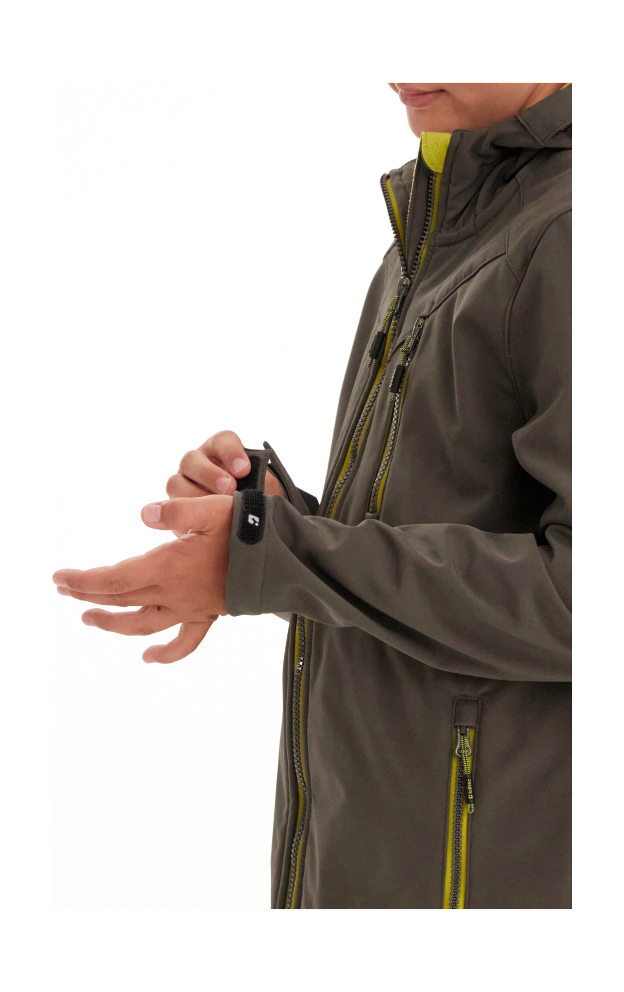 Killtec Softshelljacke »Boys Softshelljacke«, Wasserabweisende Softshelljacke mit Kapuze, Fleece
