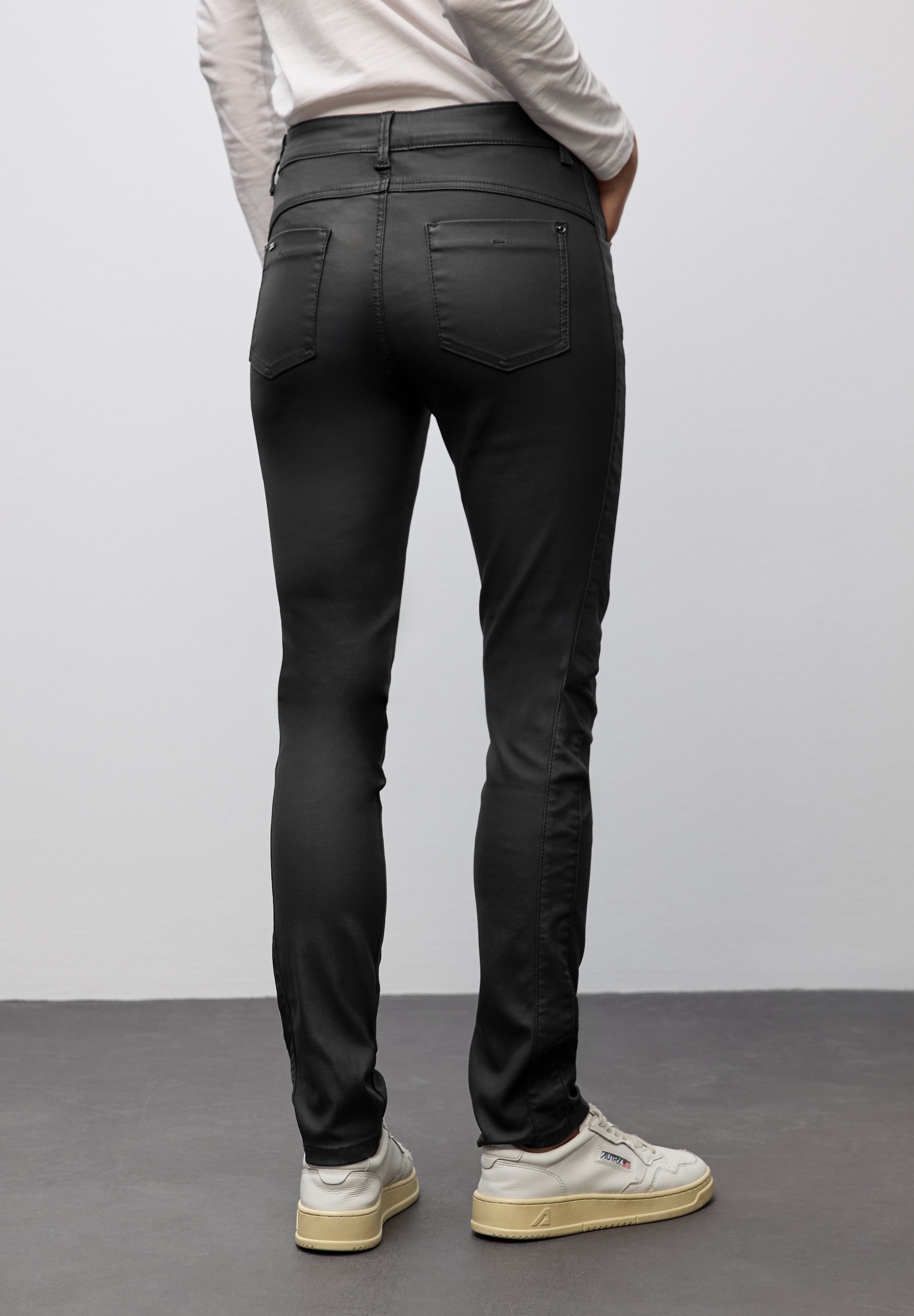 STREET ONE Stoffhose »Style York«, mit Taschen