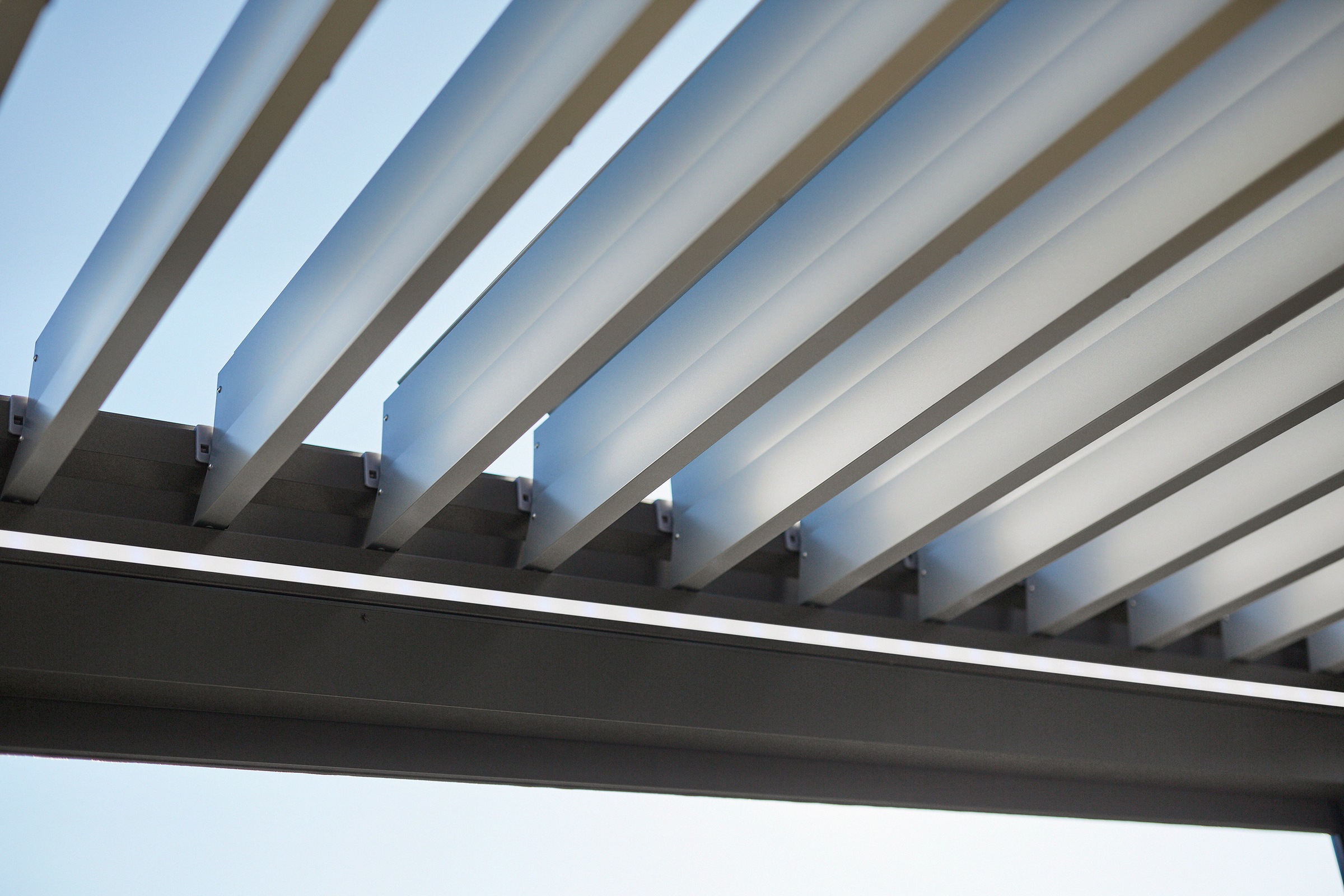 Biohort Pergola »3,5x3 m, verschiedene Farben«, 367,5x312x264 cm, ausgezeichnet mit dem Red Dot Design Award
