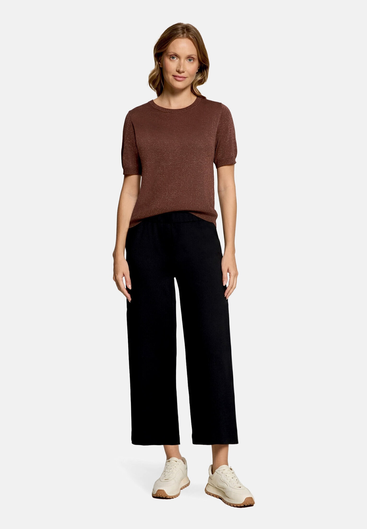 Betty&Co "Damen mit Lurexfaden" 1