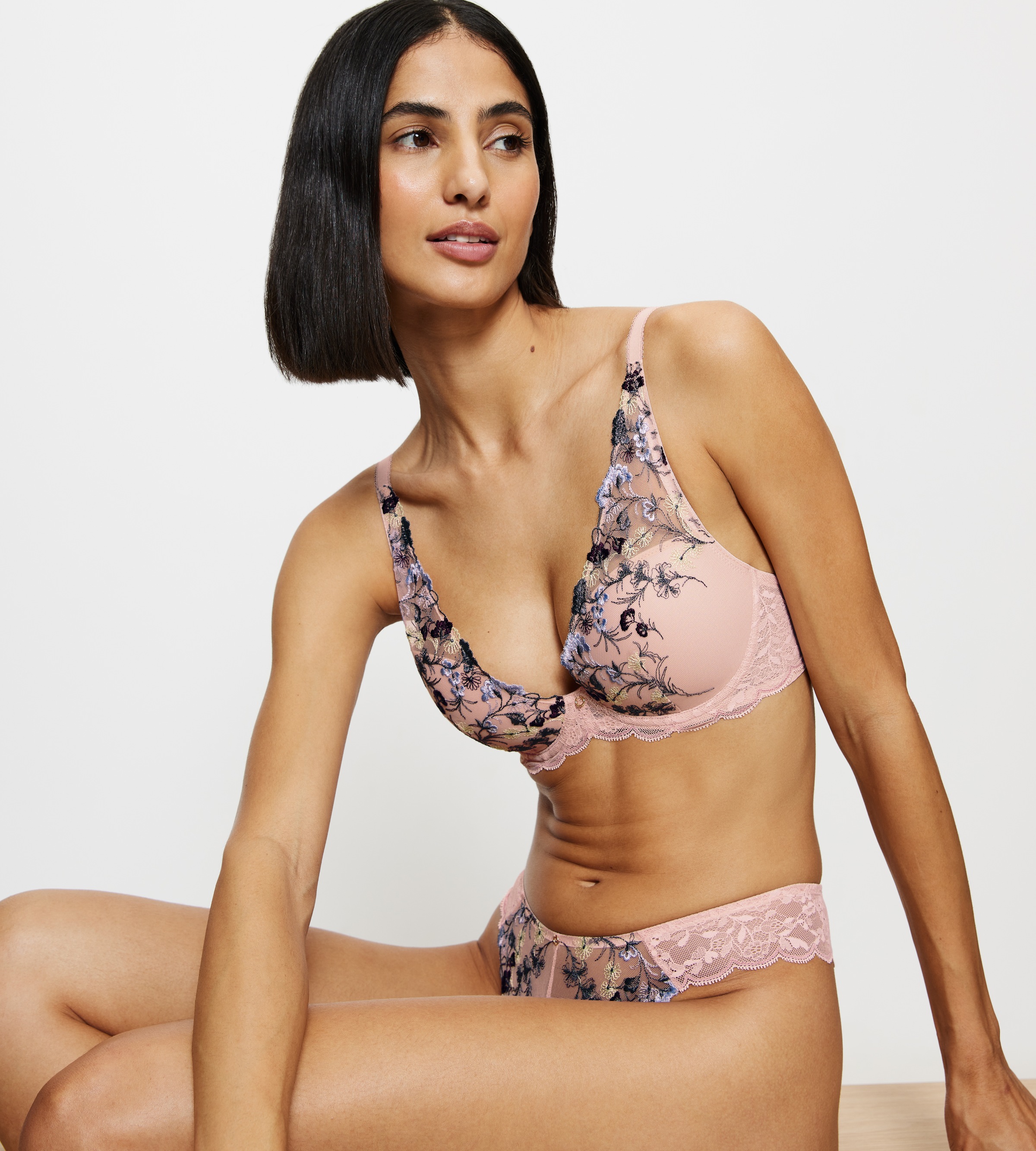 Thumbnail - Triumph Schalen-BH "Sensual Spotlight WP" mit Stickerei