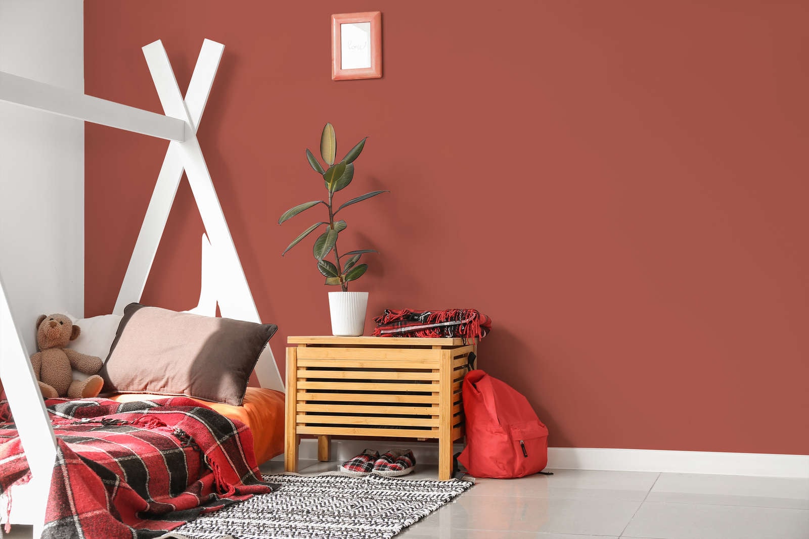 A.S. Création Wand- und Deckenfarbe »Seidenmatt Innenfarbe THE COLOR KITCHEN« für Wohnzimmer Schlafzimmer Flur Küche, versch. Rottöne