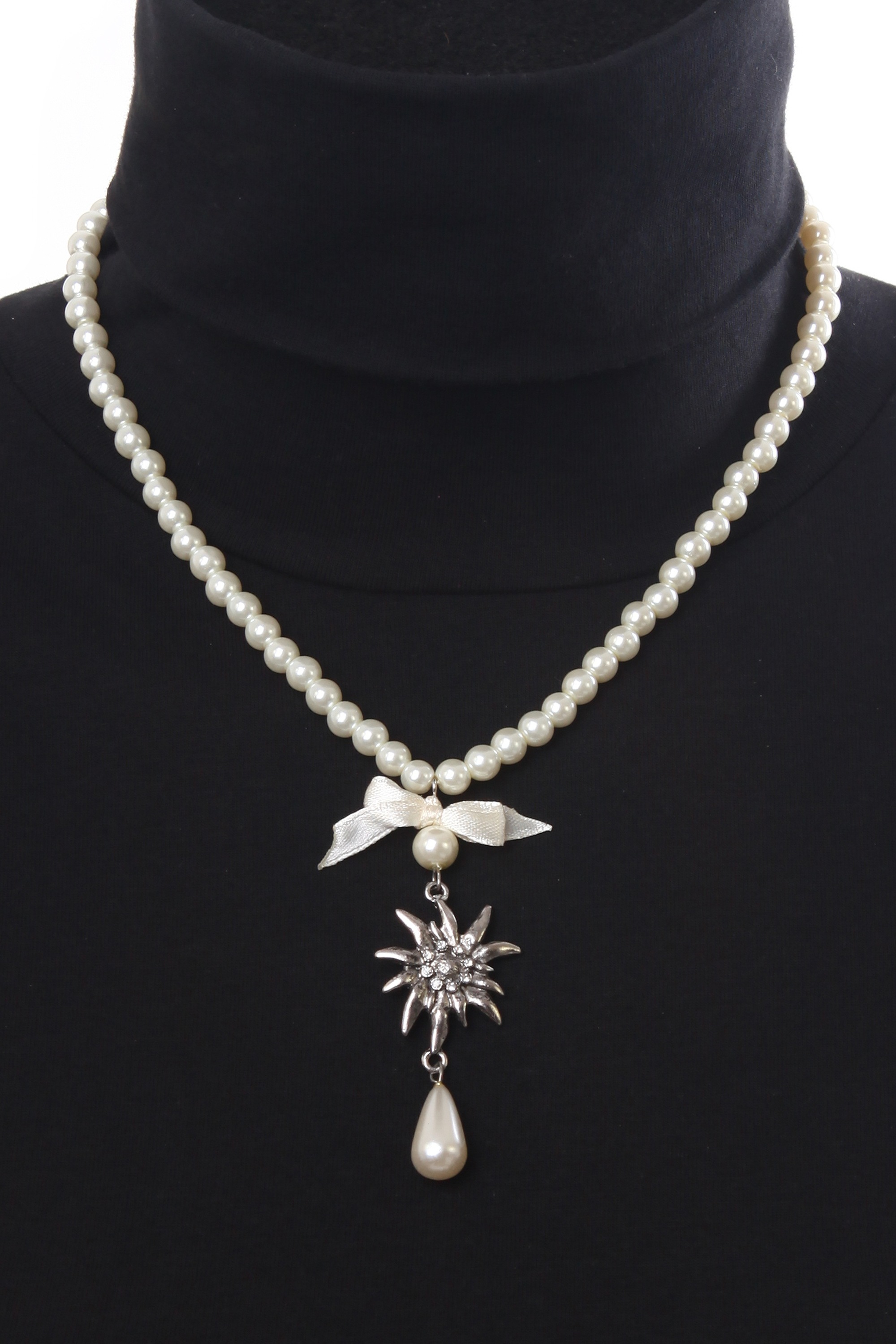 Allgäu Rebell Kette mit Anhänger "Sonia" mit Edelweiß Anhänger günstig online kaufen