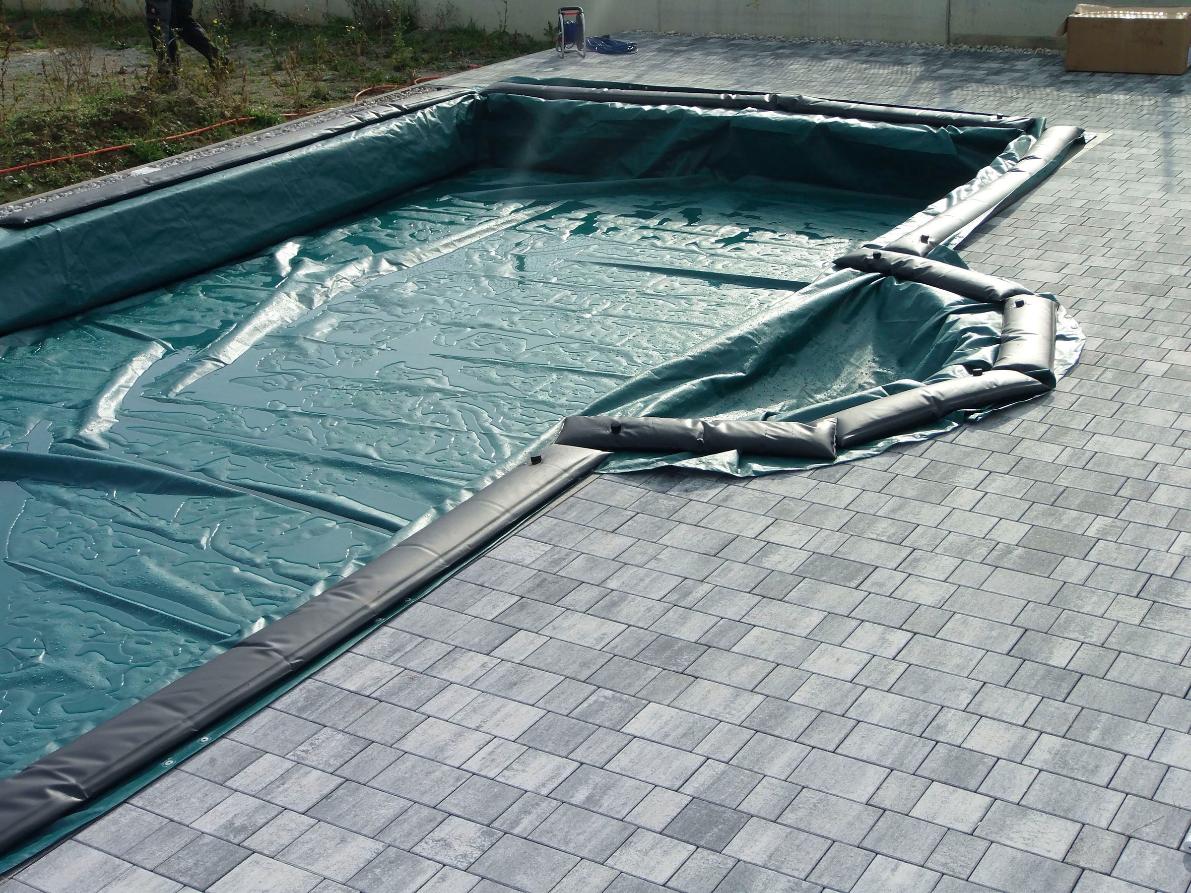 Thumbnail - KWAD Pool-Abdeckplane "Wintersack zur Überwinterung des Pools" Absenkung 70 cm, in verschiedenen Größen