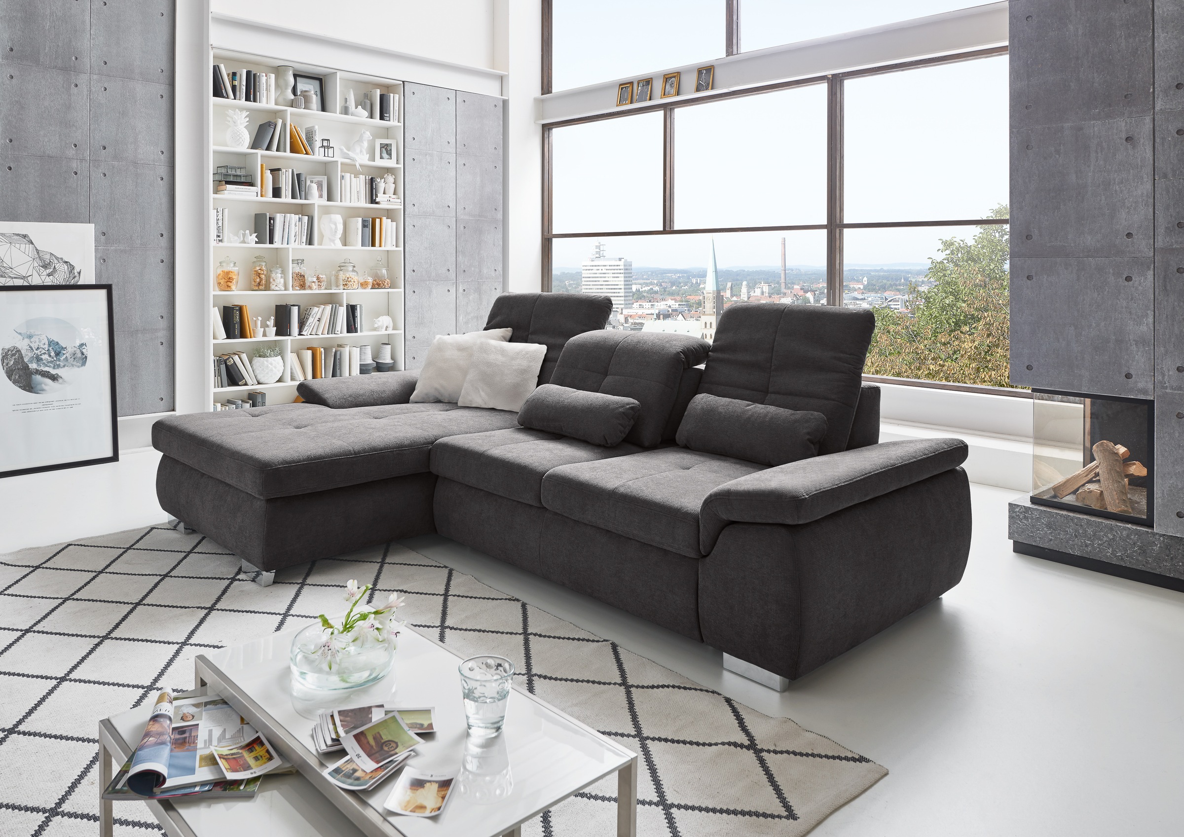 Die PlanBar Ecksofa »MP-IN16037 L-Form mit Federkern-Polsterung«, mit Sitztiefenverstellung & Zierkissen