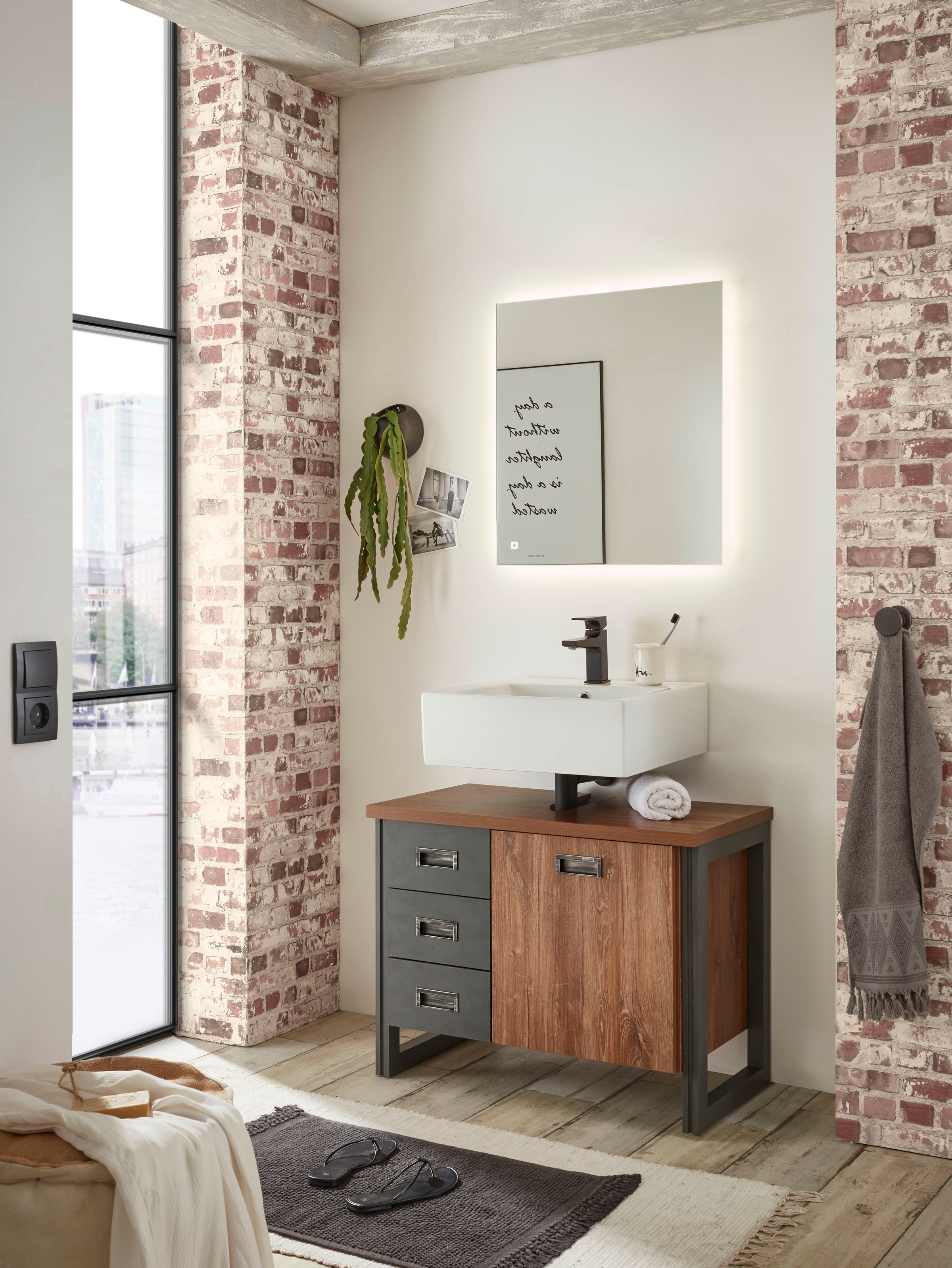 Home affaire Badmöbel-Set »Detroit, Bad im Industrialdesign, inkl. LED, 2-teiliges Badezimmer«, (2 St.), Waschbeckenunterschrank und Spiegel, holzfarben, mit Stauraum