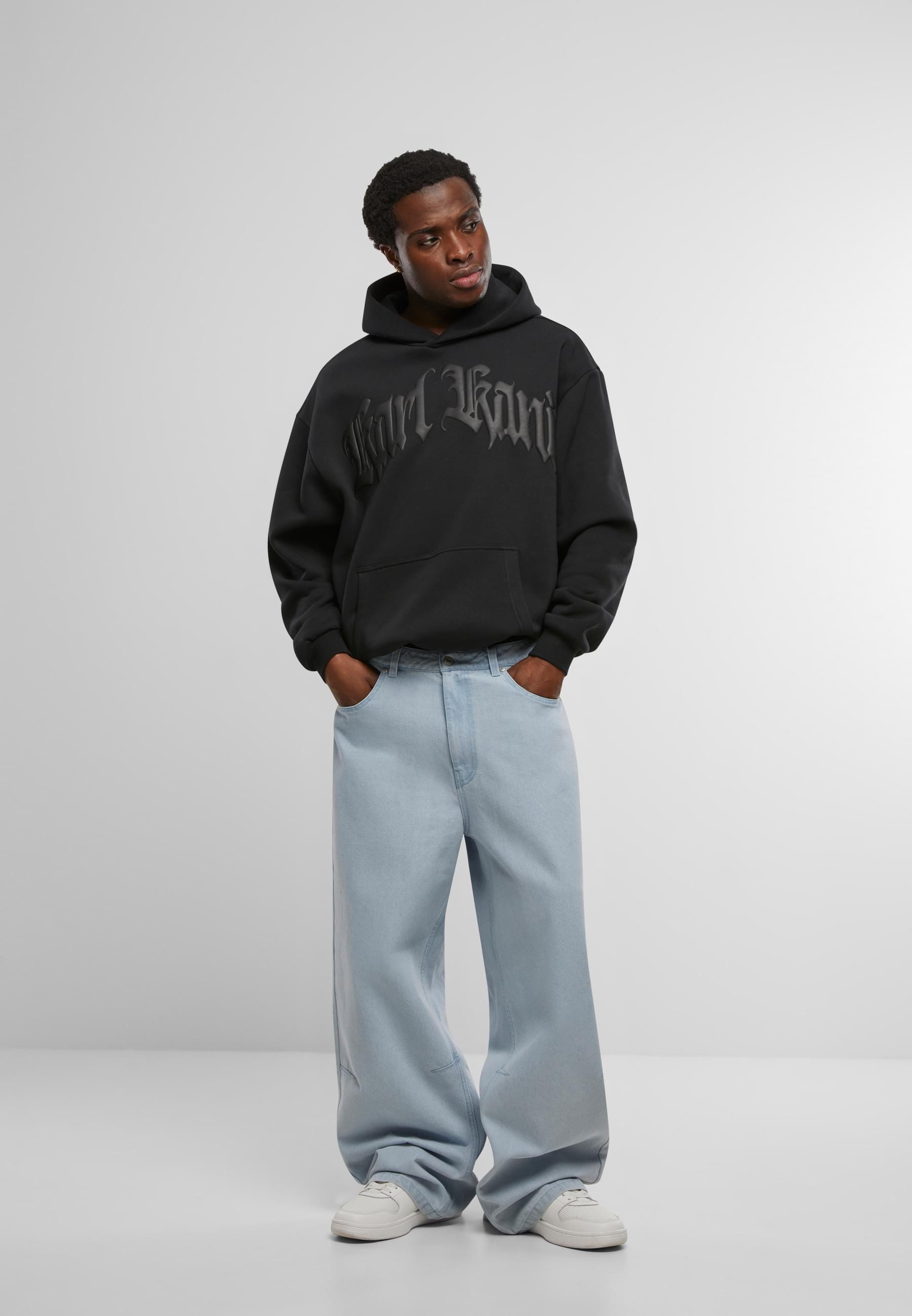 Karl Kani Kapuzensweatshirt »Karl Kani KK Old English OS Hoodie«, (1 tlg.)