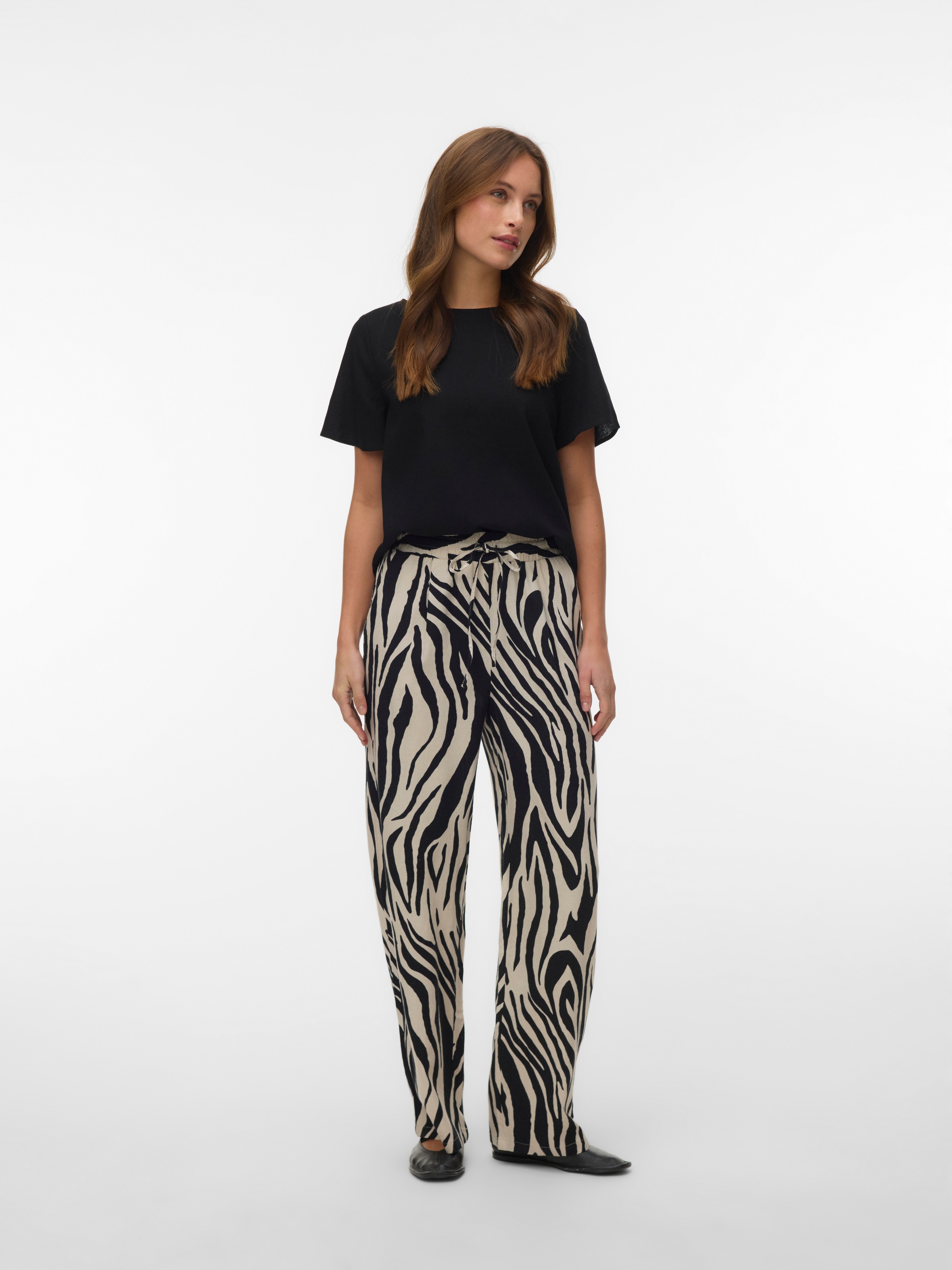 Vero Moda Schlupfhose "VMJESMILO HW WIDE PANTS WVN NOOS" mit Seitentaschen günstig online kaufen
