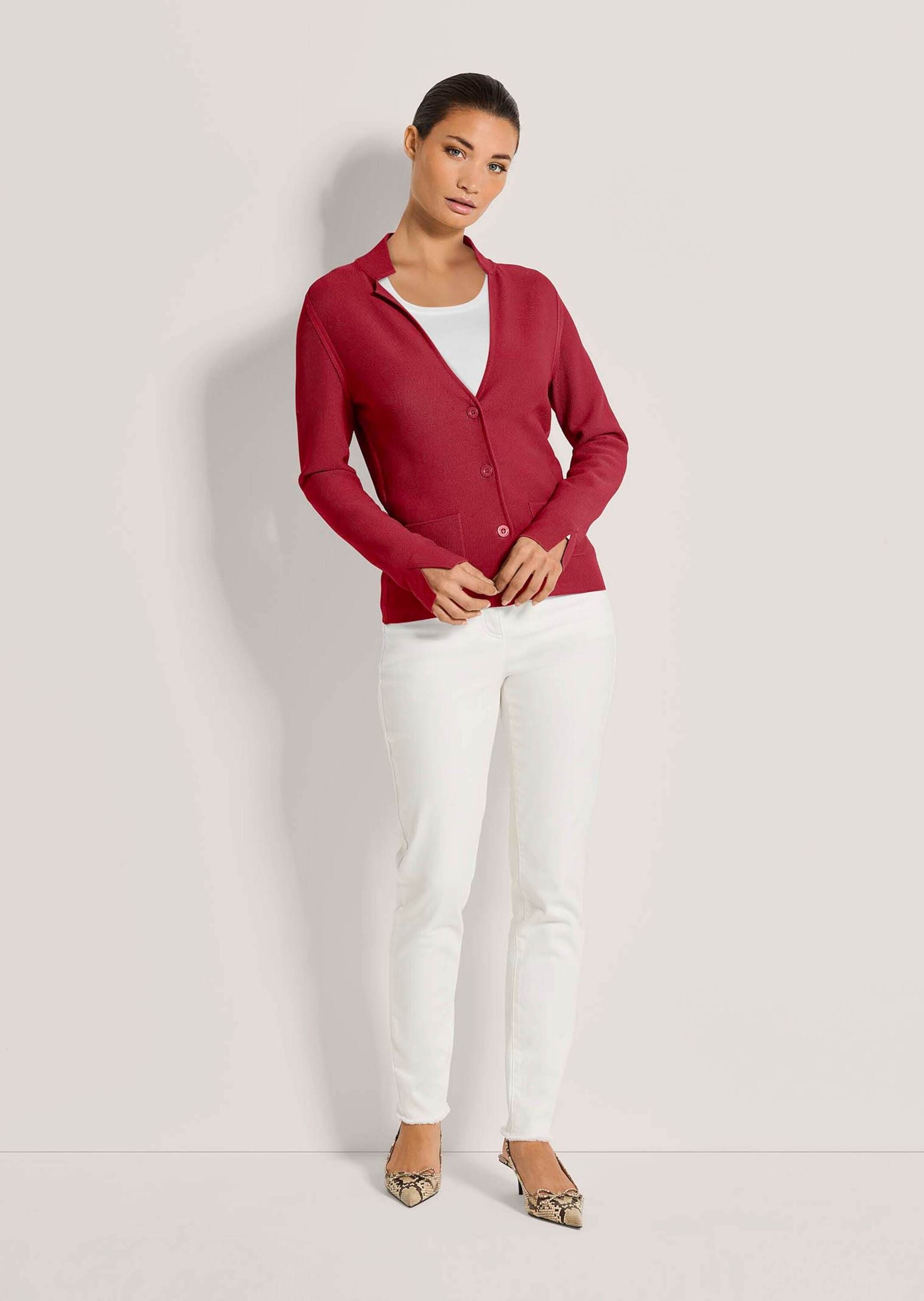 MADELEINE Strickjacke »Strickblazer Schlanker Strickblazer mit langen Ärmeln«