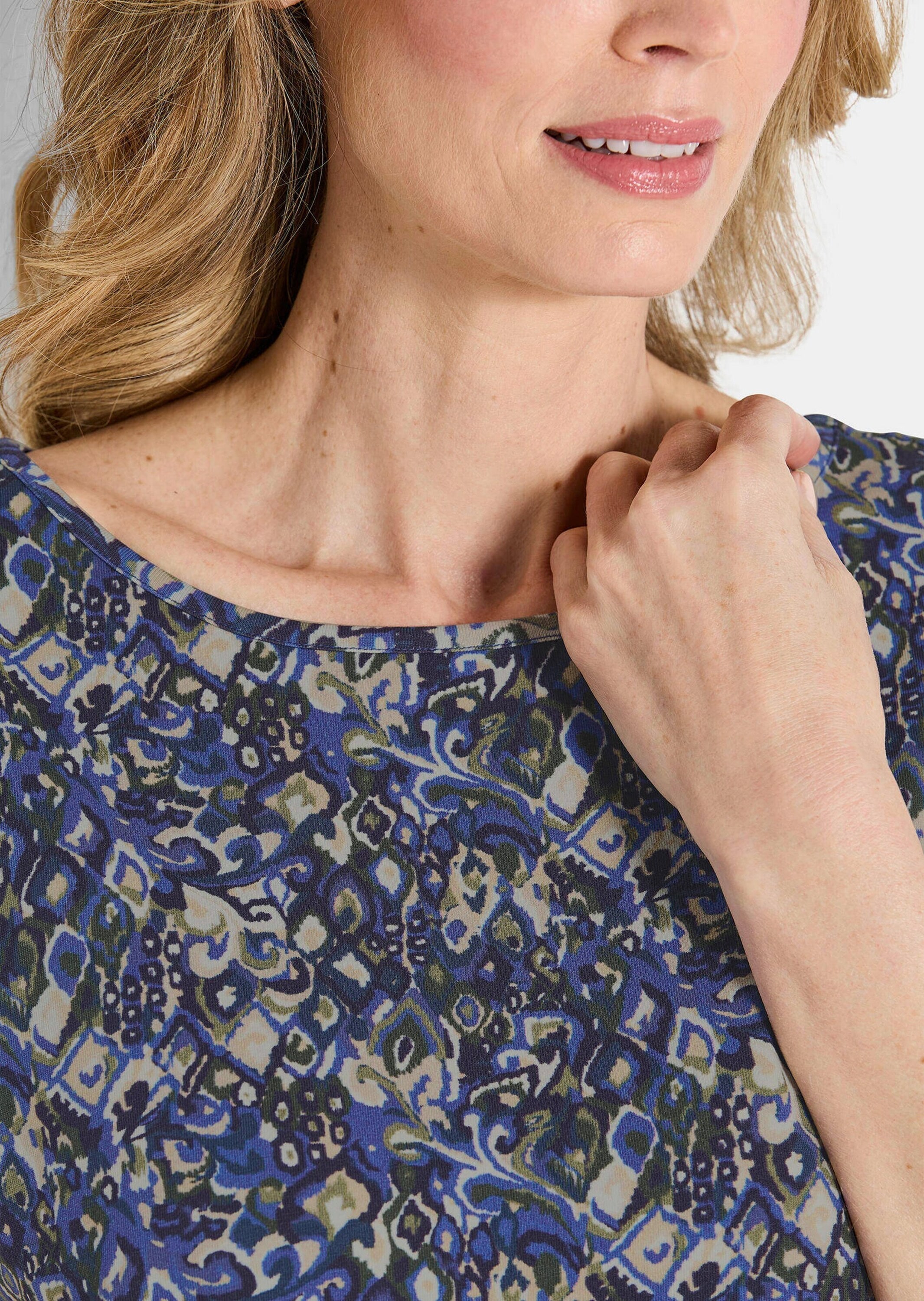 GOLDNER Kurzarmshirt »Kurzgröße Jersey-Shirt mit überschnittenen Schultern«