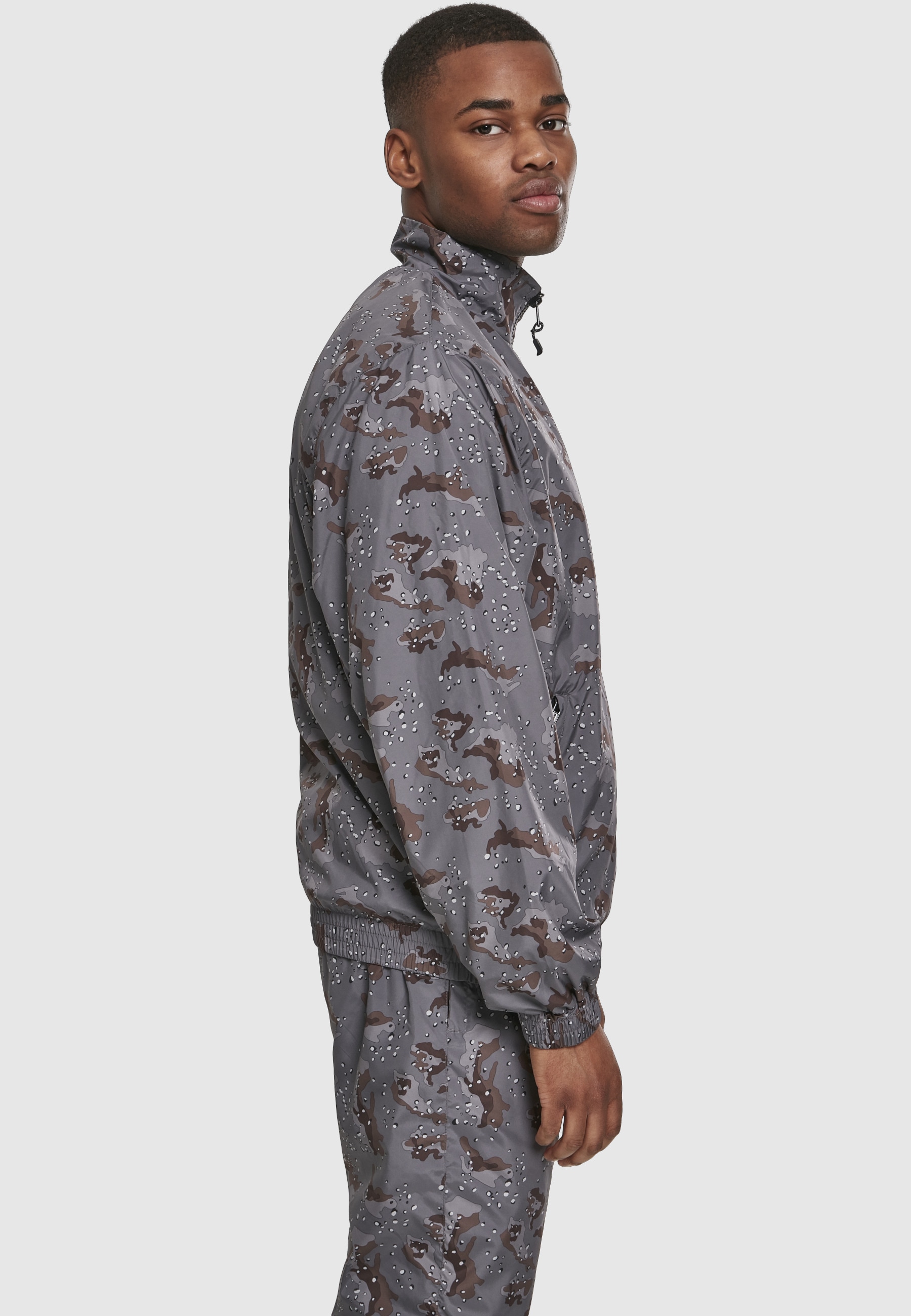 URBAN CLASSICS Anorak »Urban Classics Herren Camo Track Jacket« 1 Stk. tlg. ohne Kapuze