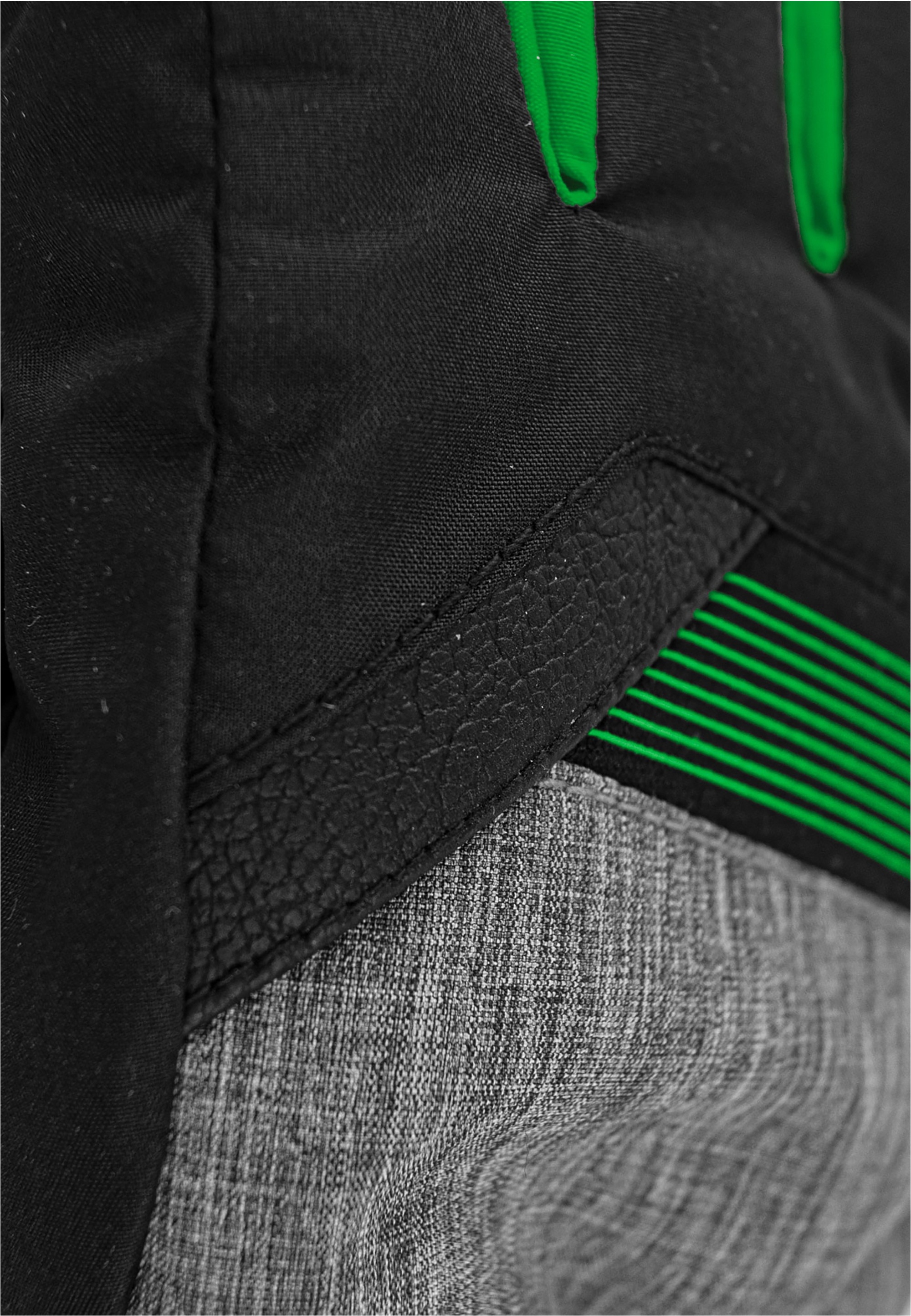 Reusch Skihandschuhe »Flash GORE-TEX Junior« mit praktischer Handgelenkschlaufe