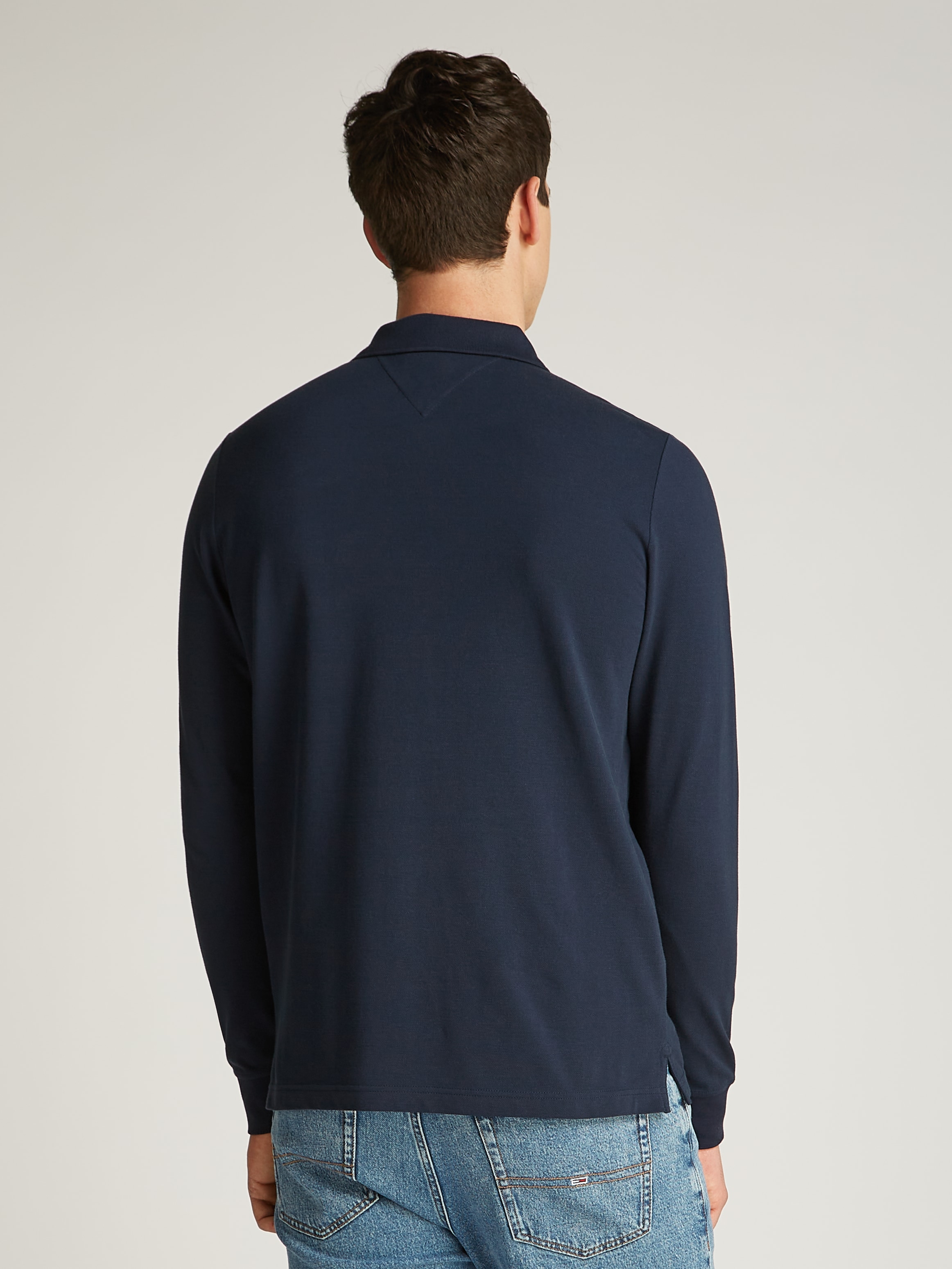 Tommy Jeans Poloshirt »TJM SLIM PLACKET POLO LS EXT«, mit Logostickerei