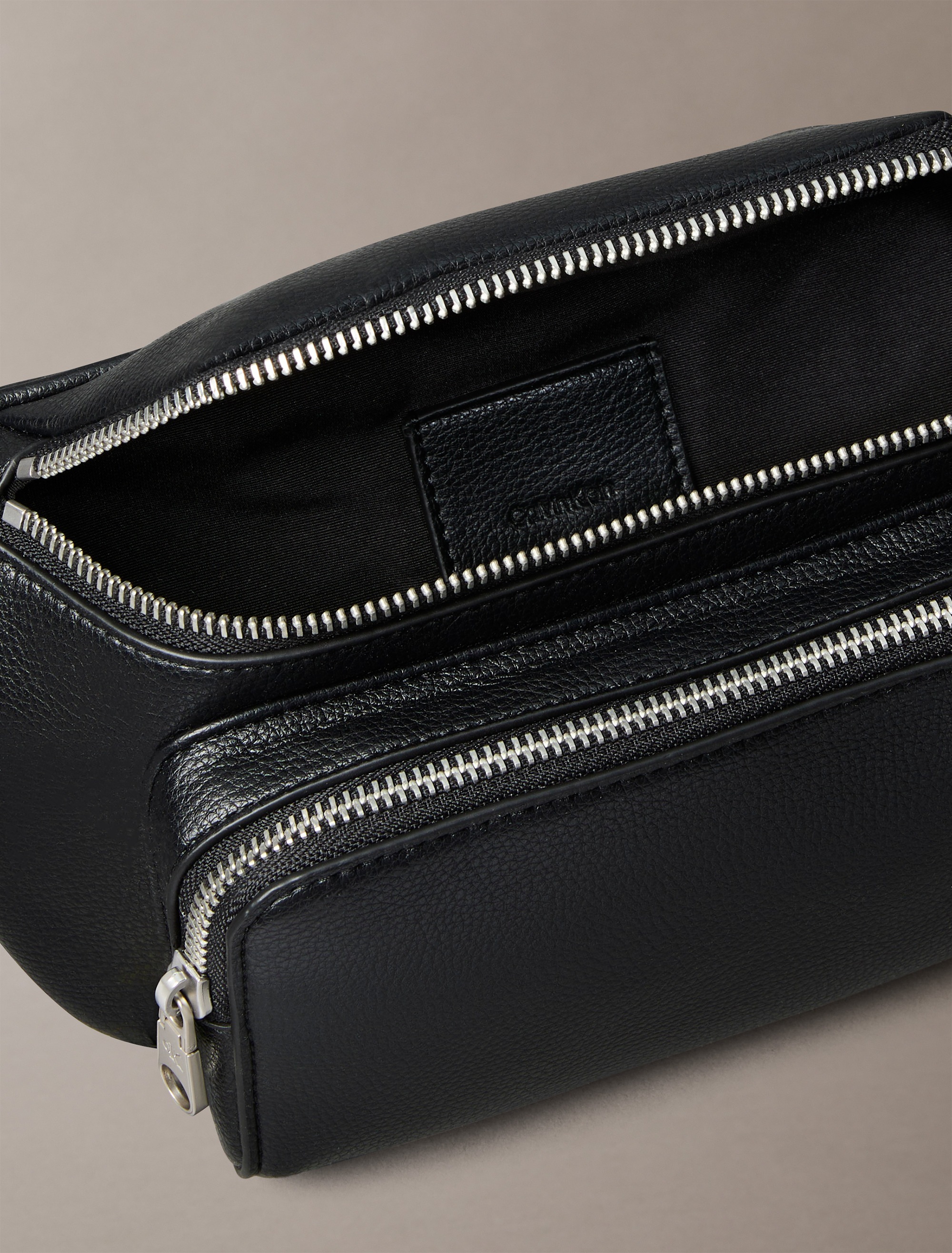 Calvin Klein Gürteltasche »CARGO WAISTBAG«, Umhängetasche, Bauchtasche, Schultertasche