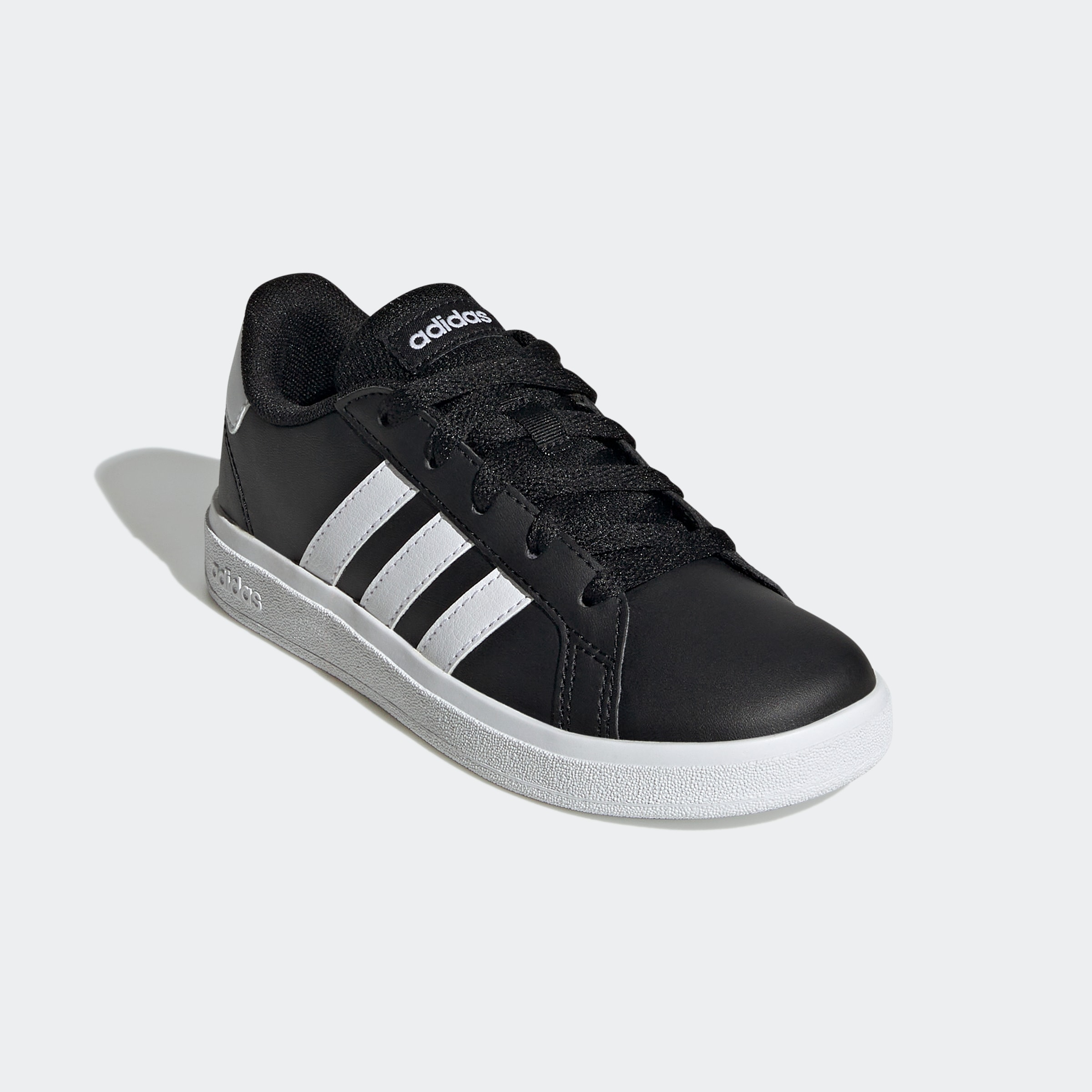 adidas Sportswear Sneaker "GRAND COURT LIFESTYLE TENNIS LACE-UP", Design auf den Spuren des adidas Superstar