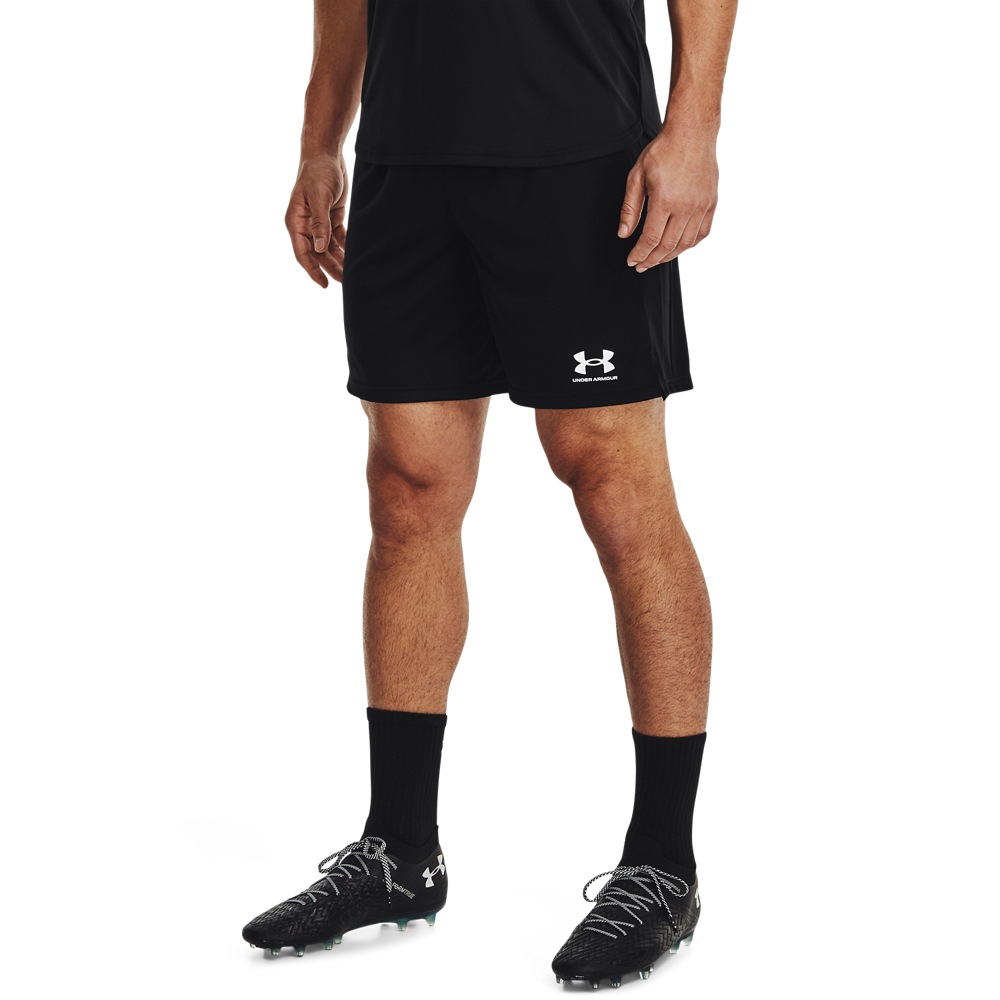 Under Armour Shorts "UA M CHALLENGER CORE SHORT", (1 tlg.) günstig online kaufen