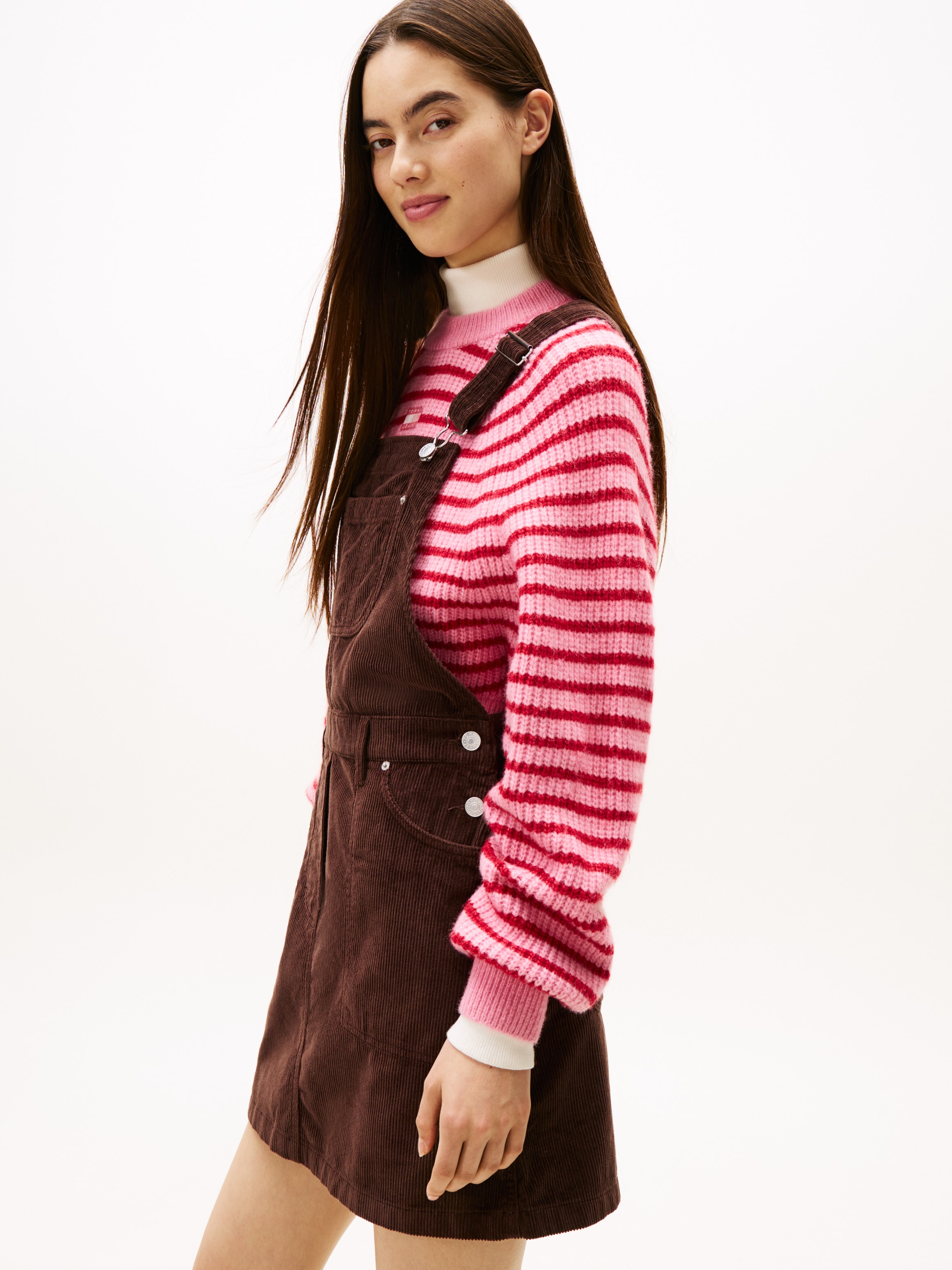 Tommy Jeans Latzkleid "TJW SCRIPT CORD DUNGAREES DRESS" Brusttasche  Eingri günstig online kaufen