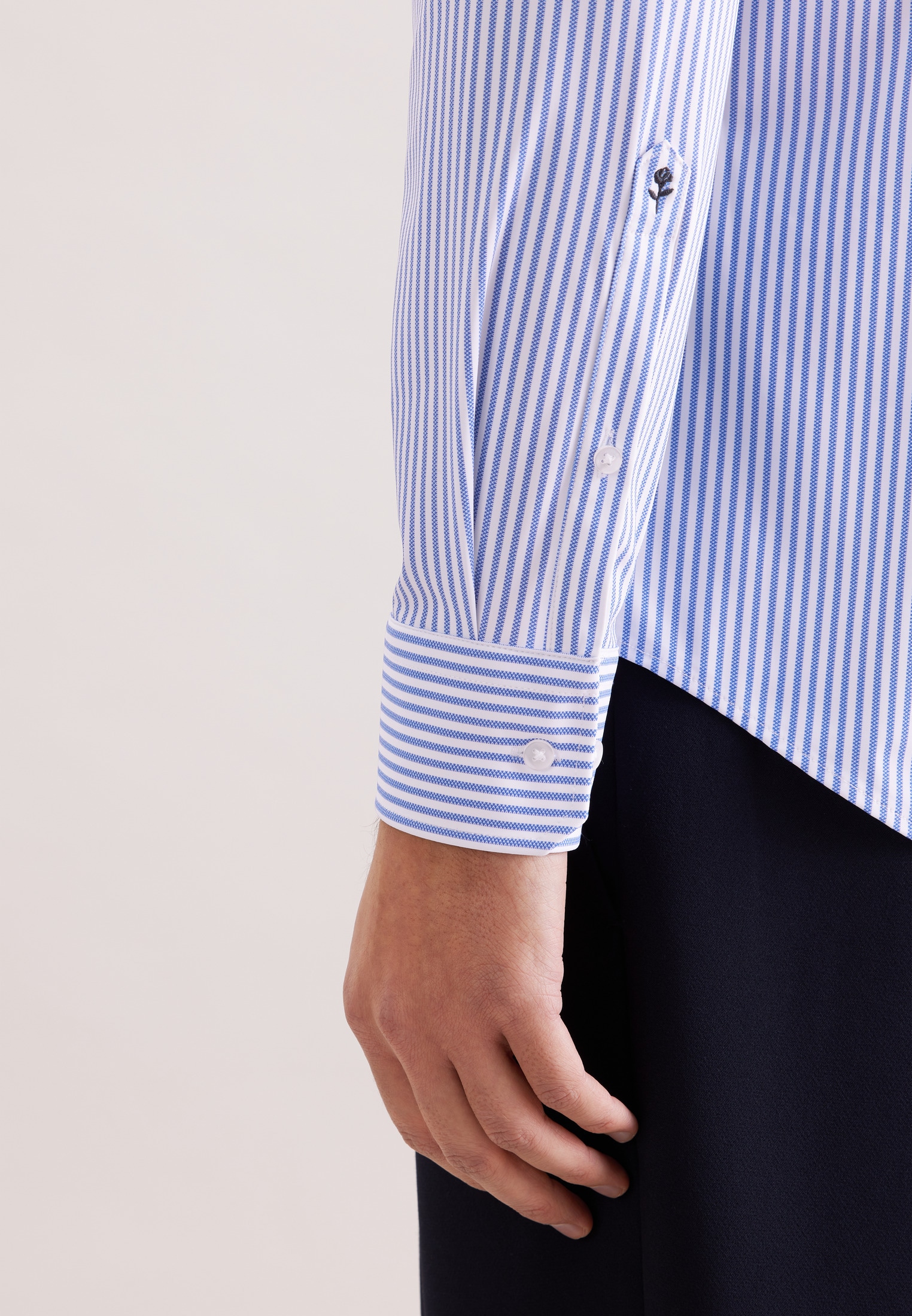 seidensticker Businesshemd "Schwarze Rose" X-Slim 1/1 Kentkragen Druck günstig online kaufen