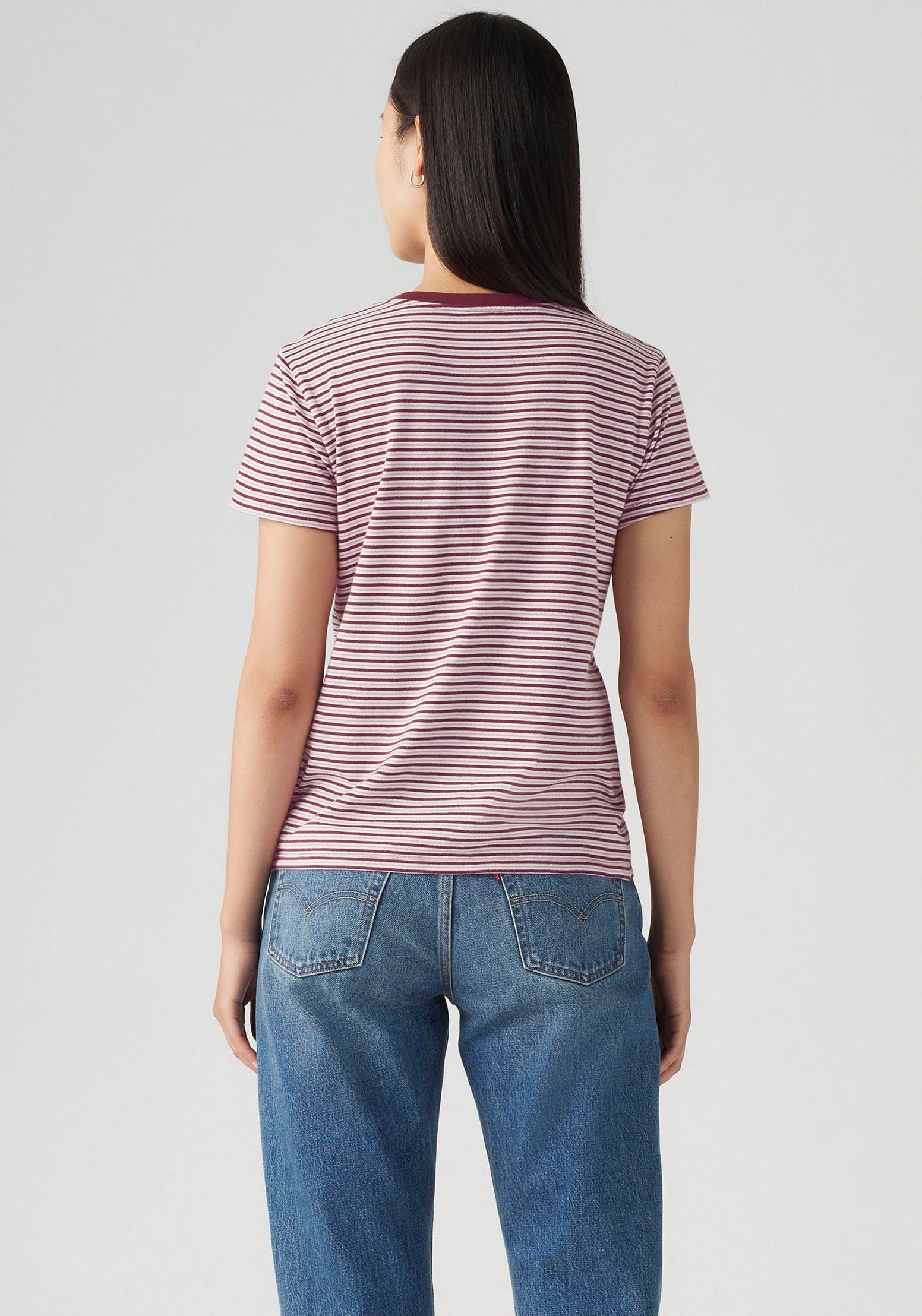 Levi's® T-Shirt »The perfect Tee«, mit kleiner Logo-Stickerei