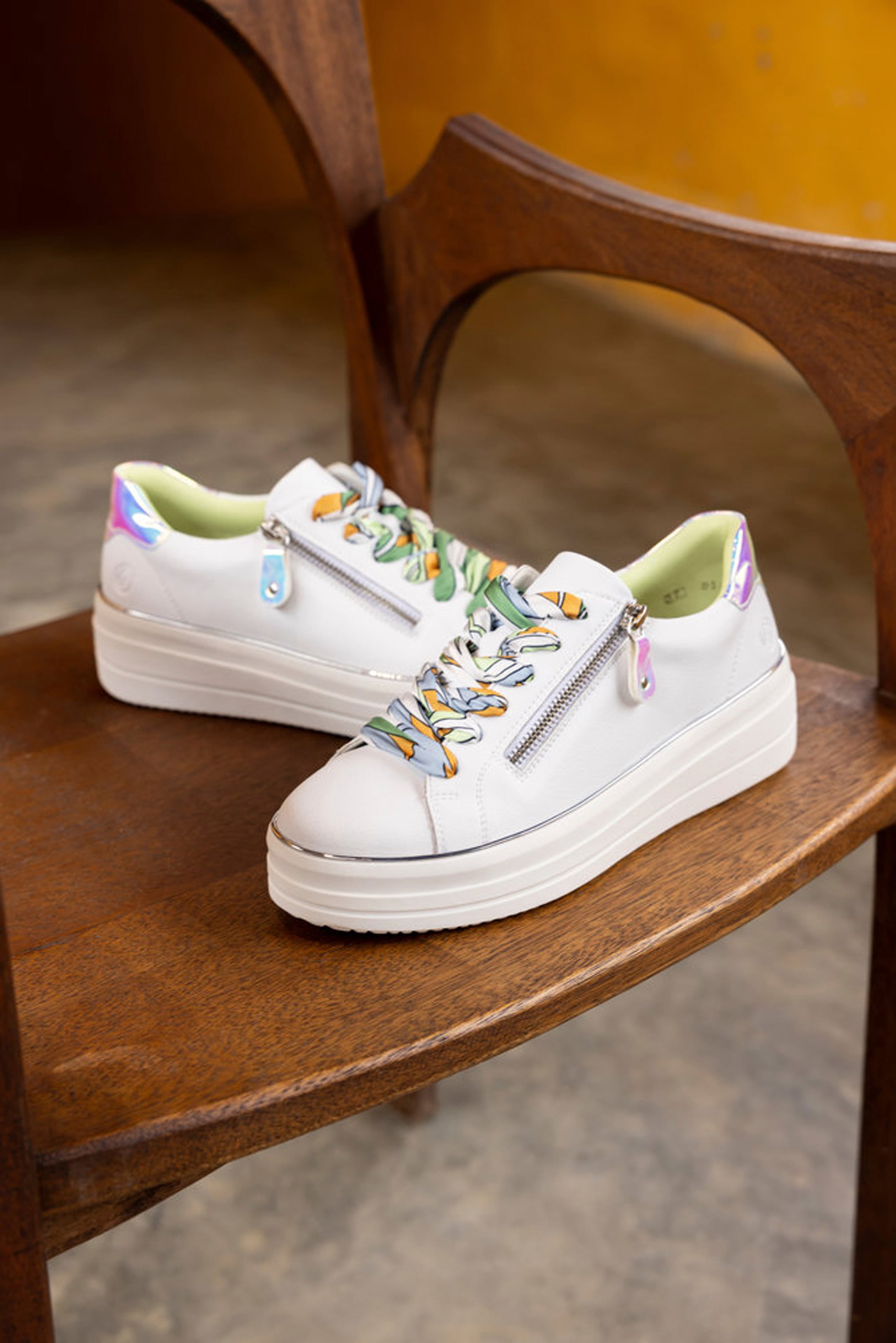 Remonte Plateausneaker, Freizeitschuh, Halbschuh, Schnürschuh mit seitlichem Reißverschluss