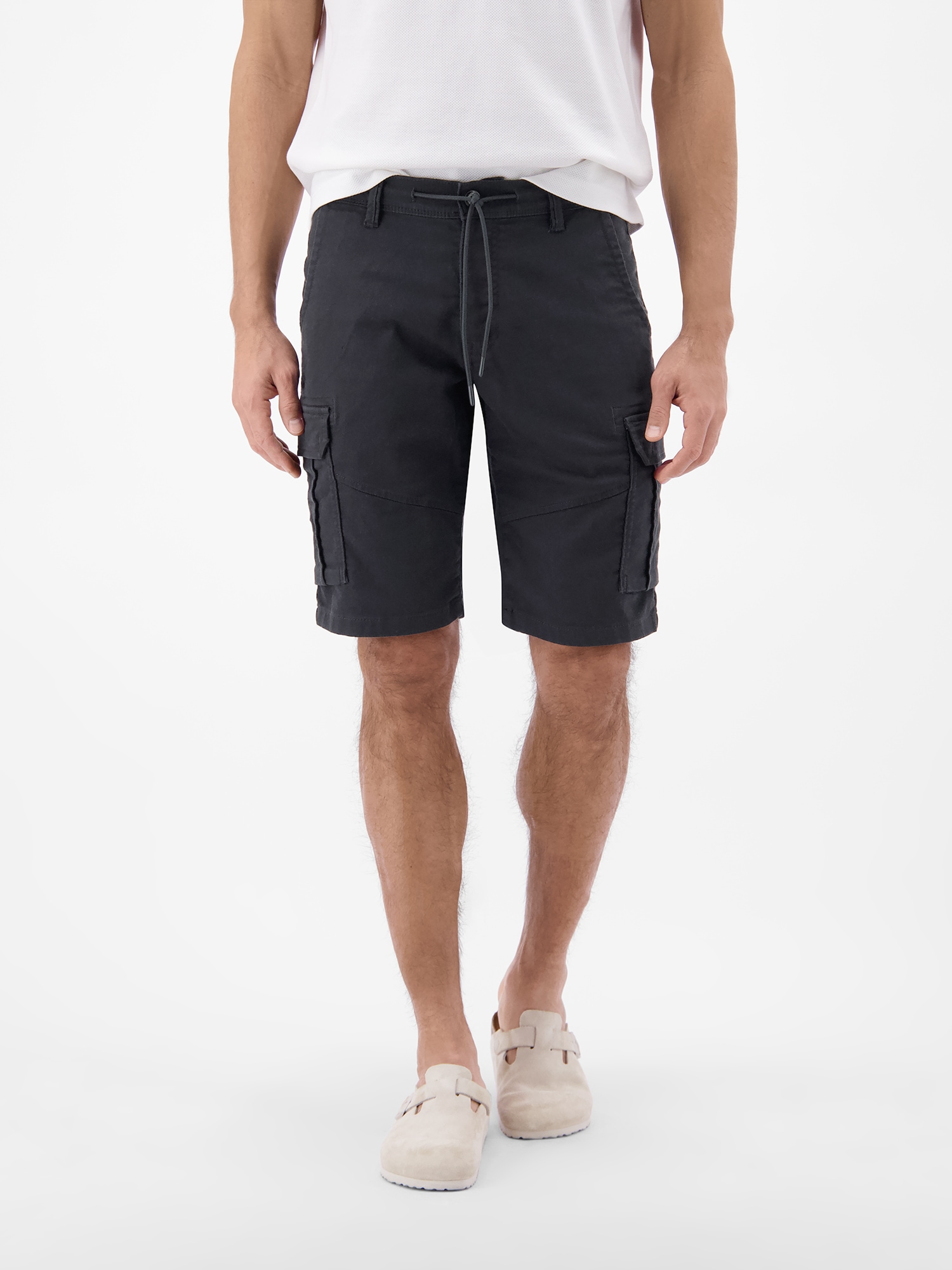 LERROS Cargohose "Maskuline Cargo-Bermuda mit Tunnelzug und Gürtelschlaufen"