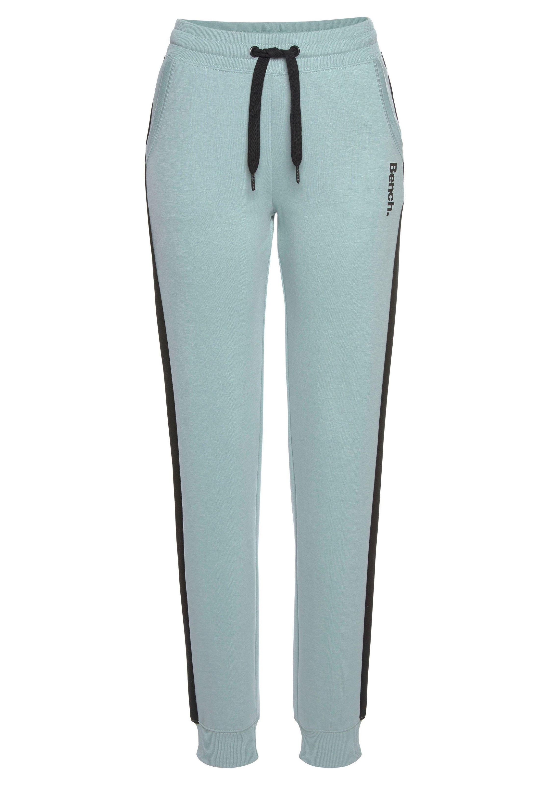 Bench. Loungewear Sweathose, mit Seitenstreifen und schmalem Bein, Loungean günstig online kaufen