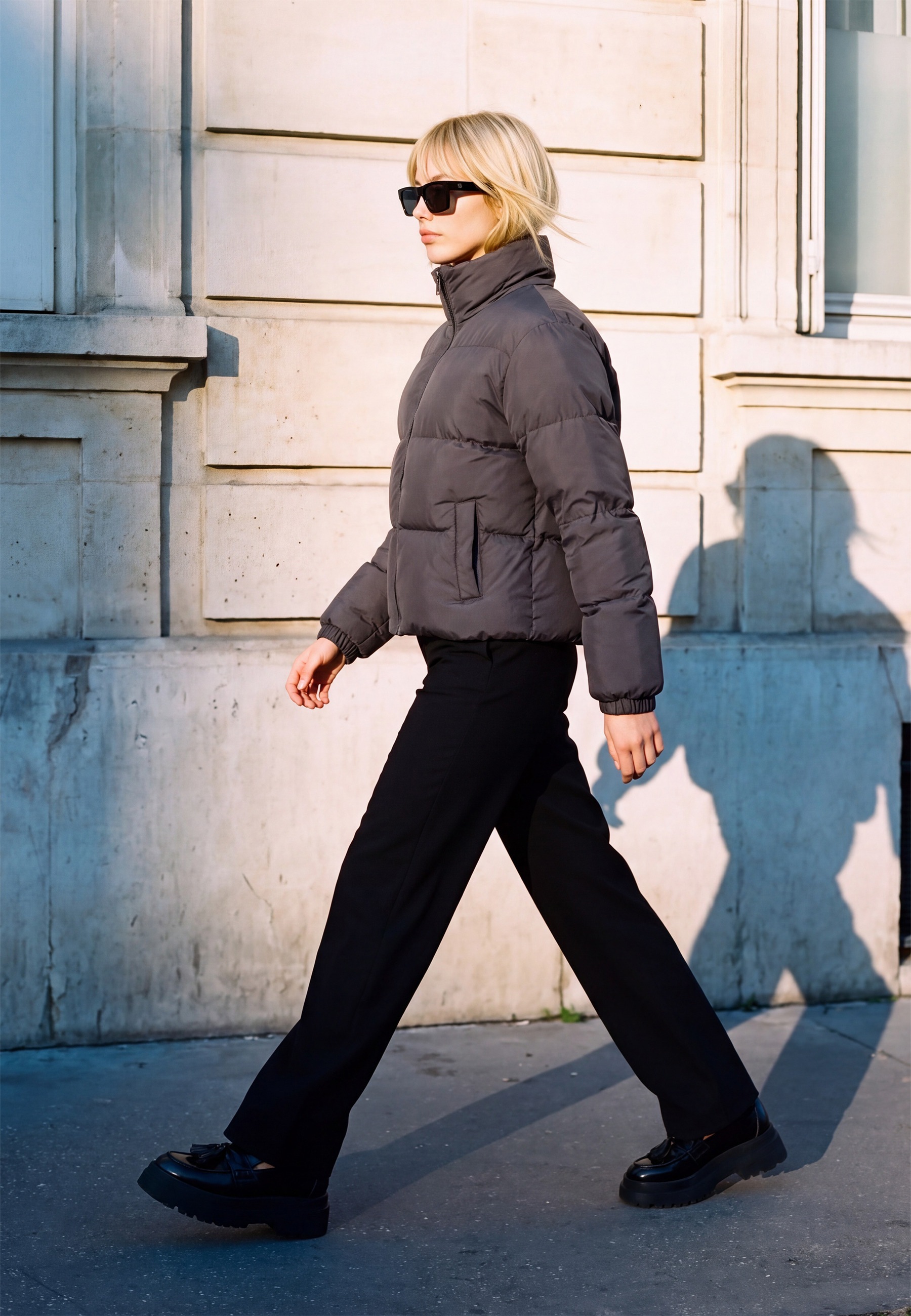 URBAN CLASSICS Winterjacke »Urban Classics Ladies Short Puffer Jacket« 1 Stk. tlg. ohne Kapuze