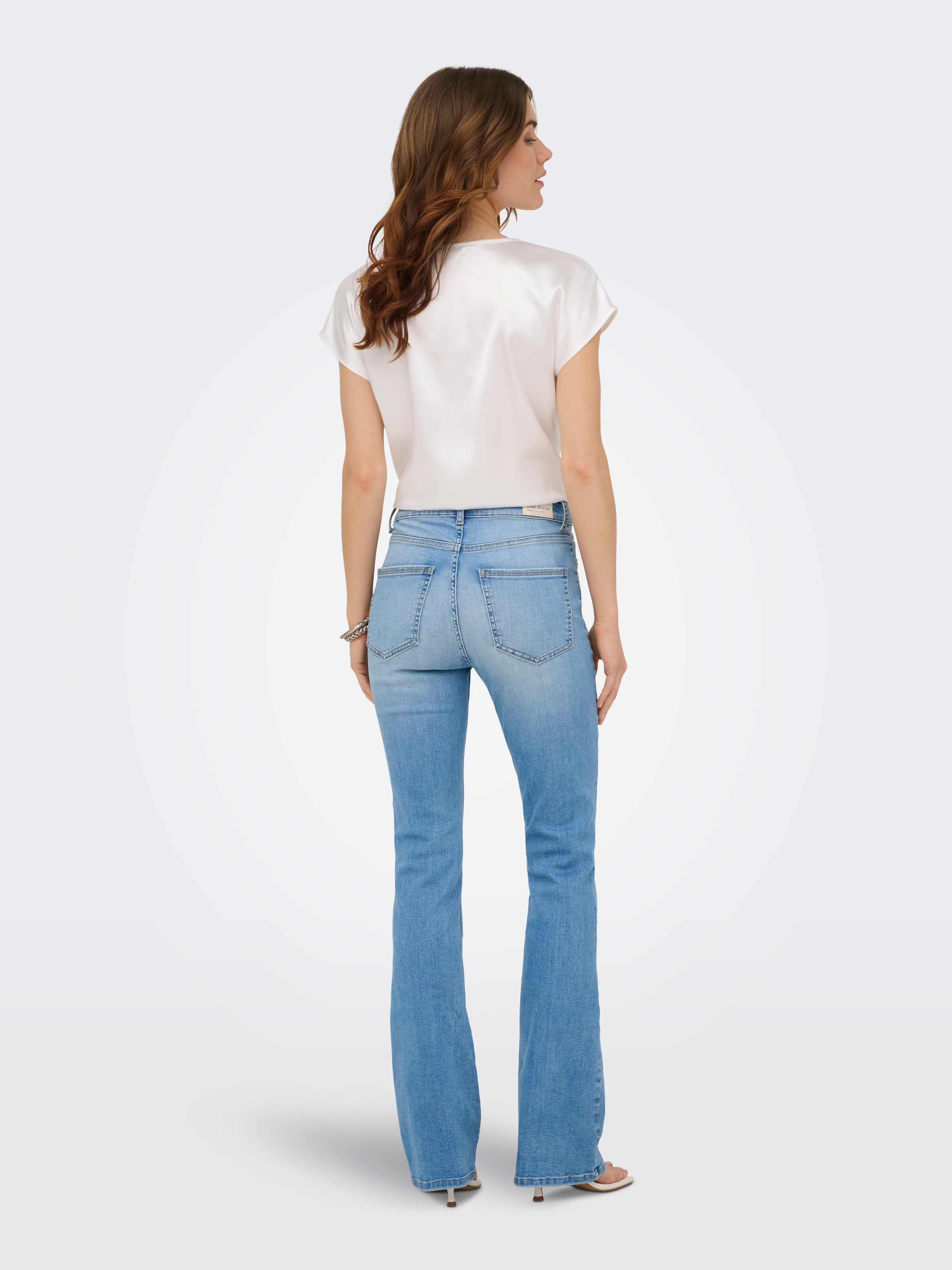 ONLY Bootcut-Jeans »ONLRAYNA HW SLM FLARED DNM REA281« Baumwollmischung, high waist