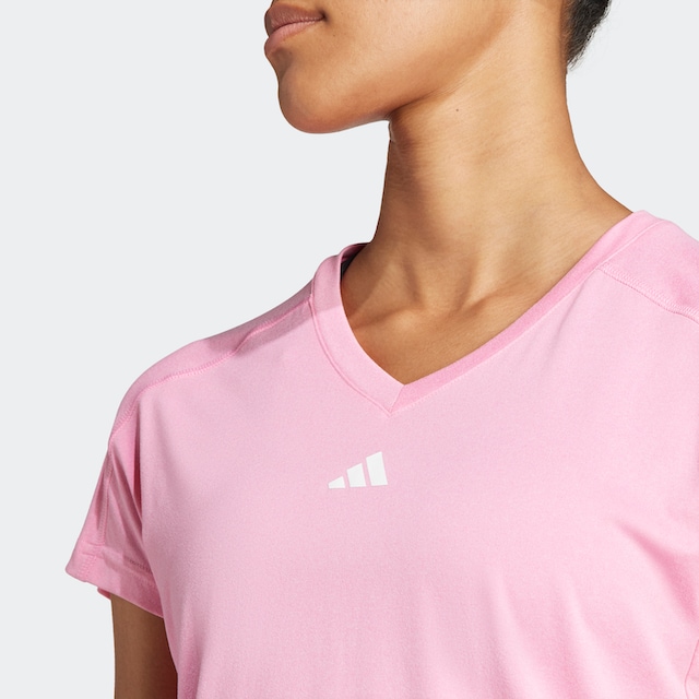 adidas Performance T-Shirt »AEROREADY TRAIN ESSENTIALS MINIMAL BRANDING  V-NECK« für kaufen | BAUR