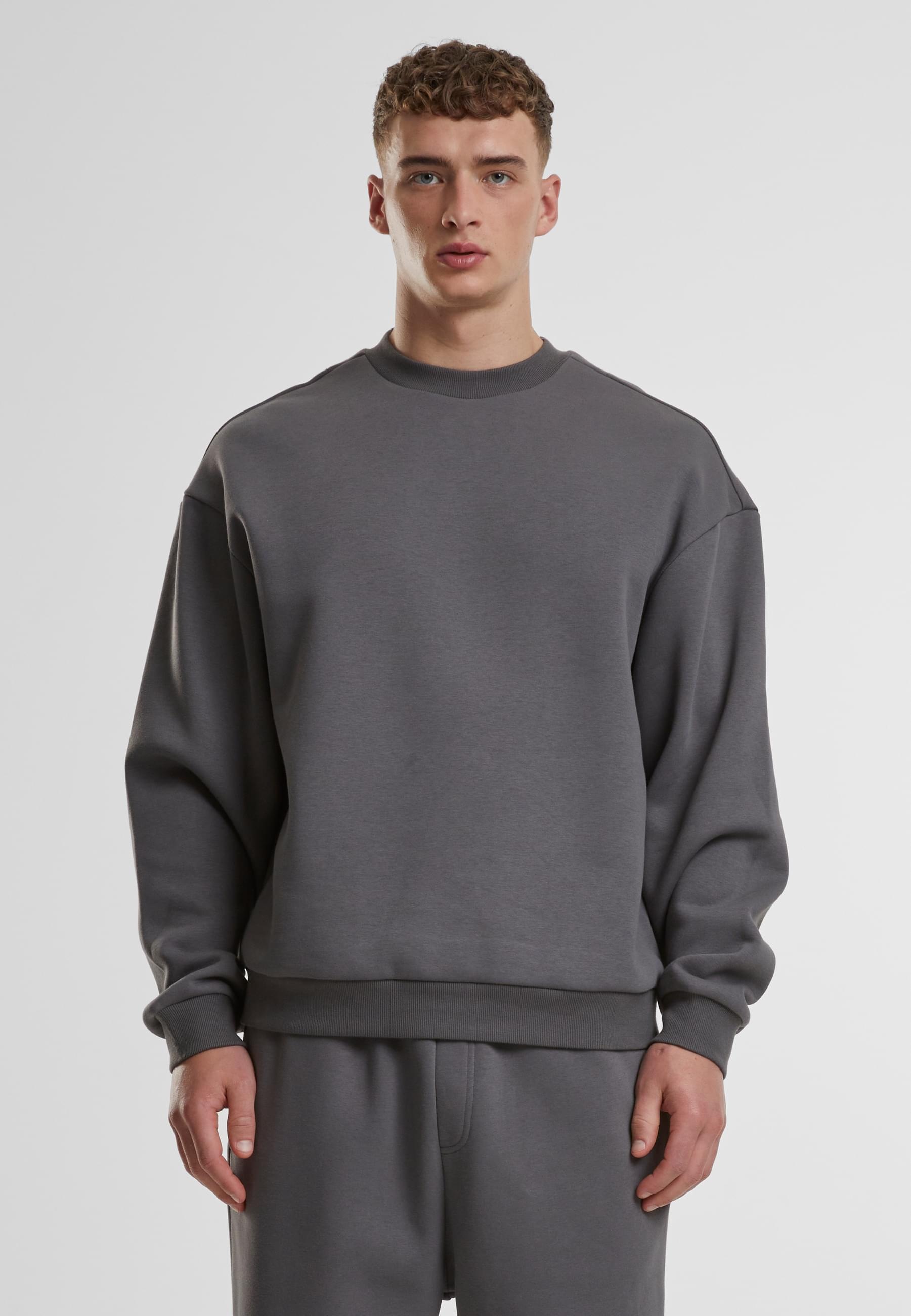 URBAN CLASSICS Rundhalspullover »Urban Classics Fluffy Crewneck«, (1 tlg.)