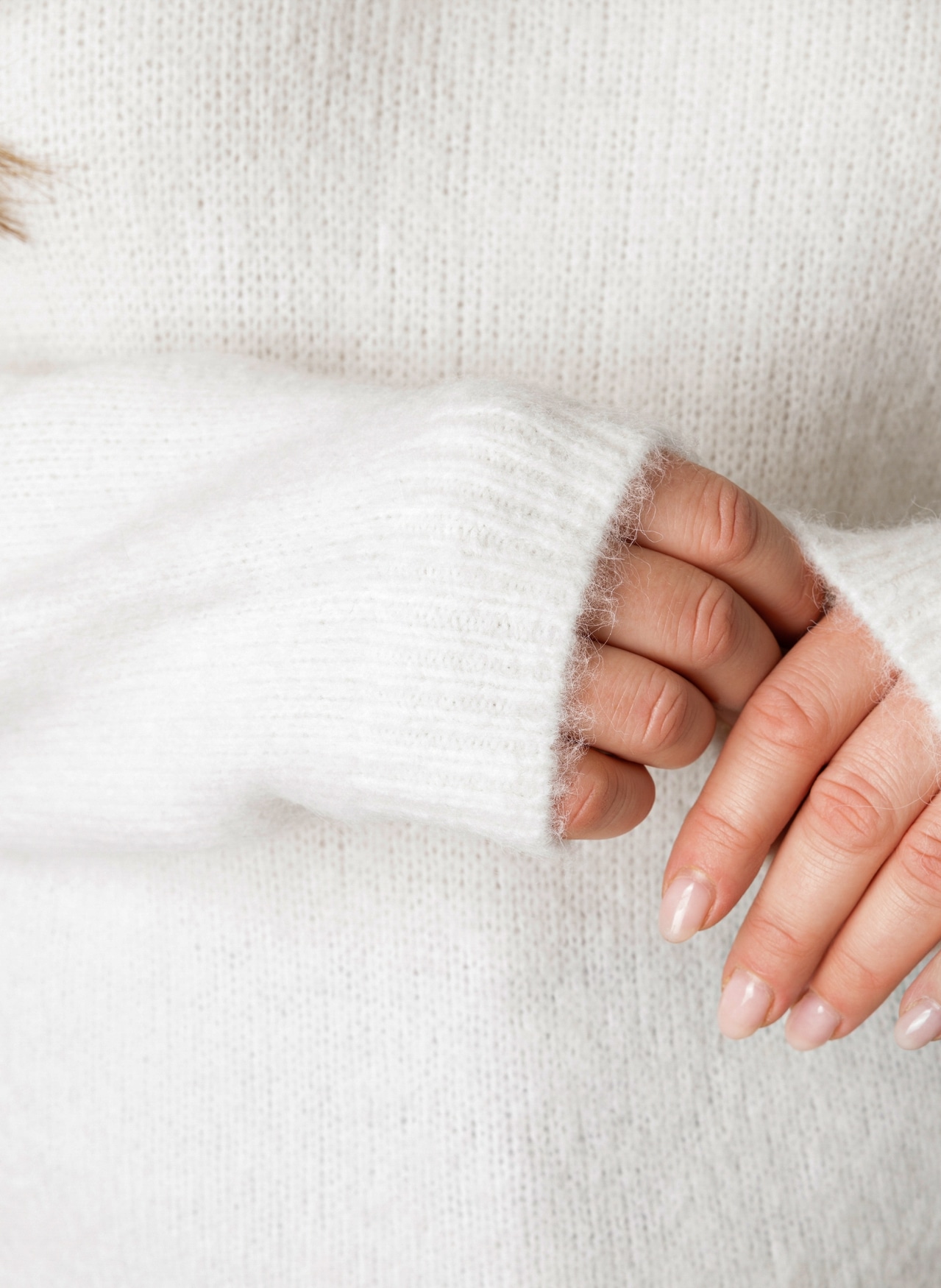 Base Level Curvy Strickpullover »Yanara«, mit Wolle und Elasthan